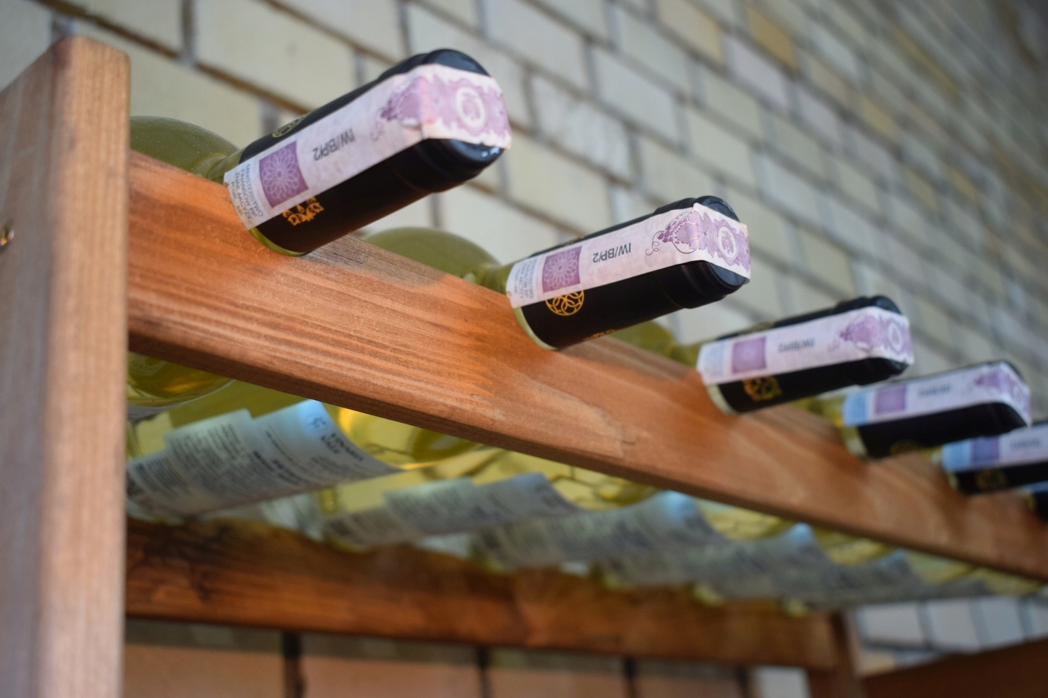 DREWNIANY REGAŁ STOJAK NA WINO 56 BUTELEK Materiał drewno