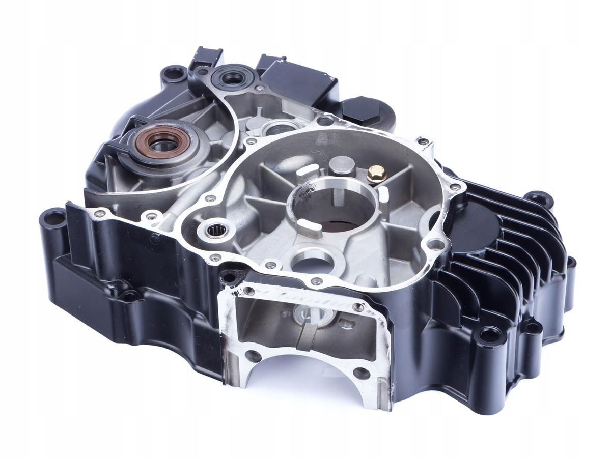 02-82991000000147 - Картер Картера лівий Romet Division 250