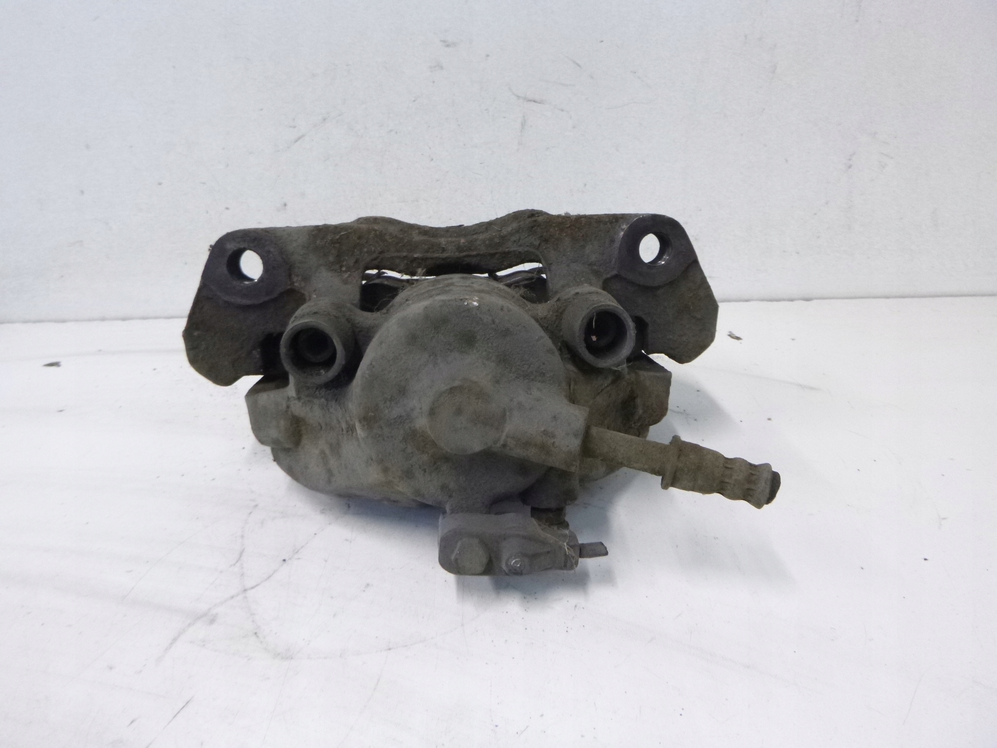 caliper brake front Mercedes Sprinter W903 2.9D