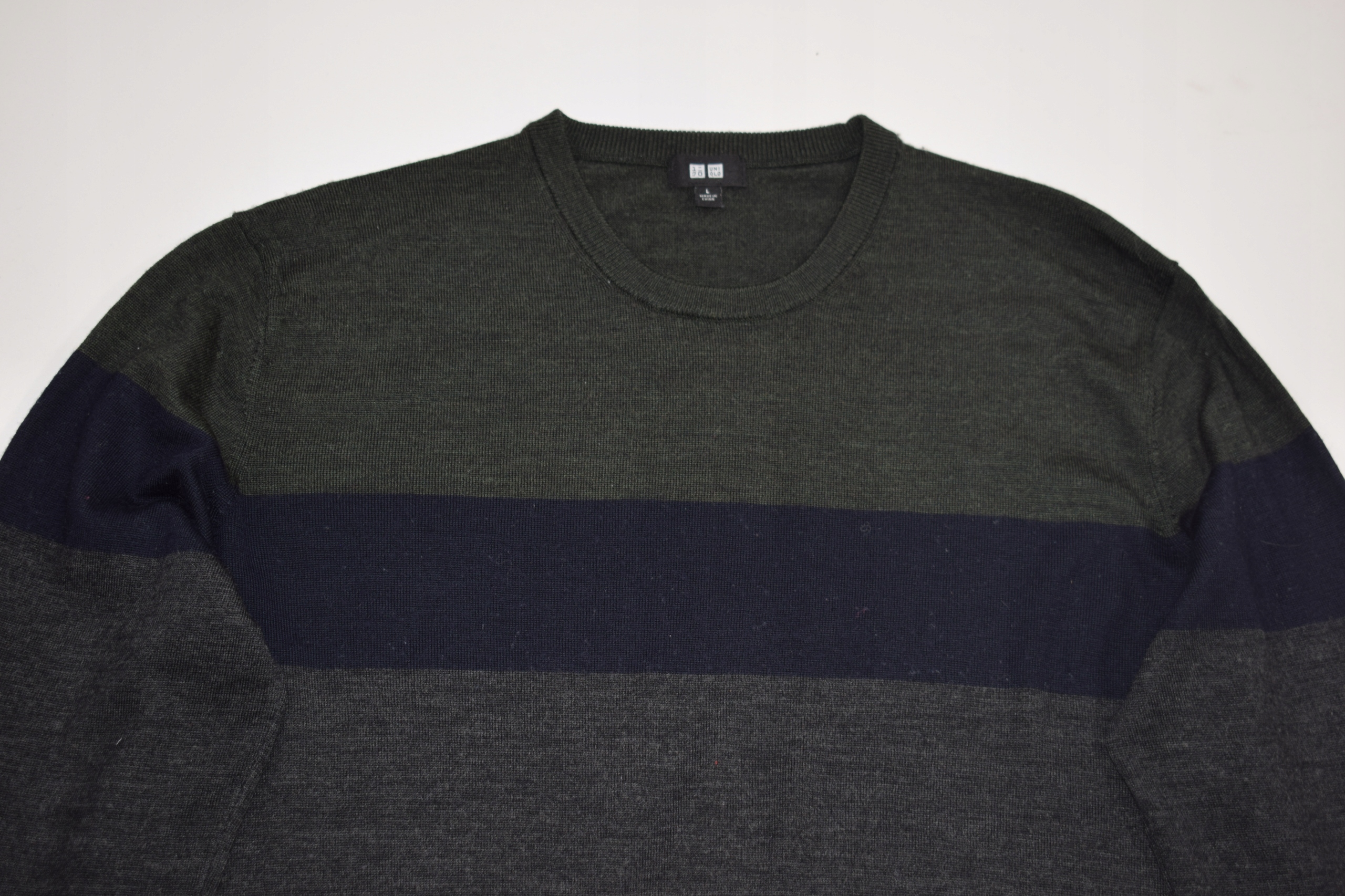 MĘSKI SWETER UNIQLO 100%MERINO WOOL ROZ.L Kolor szary