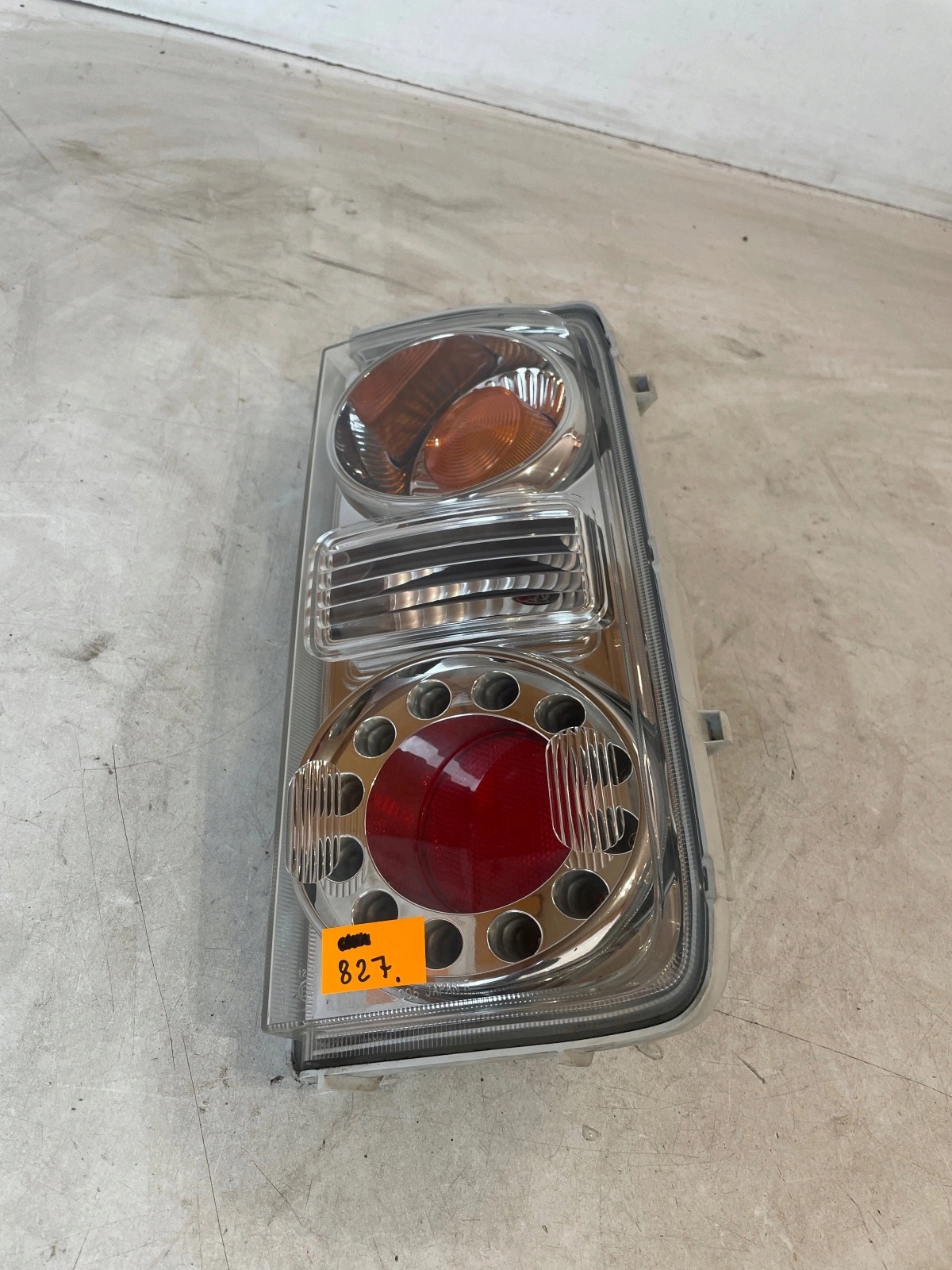 light rear part rear right Nissan Elgrand E51 Led