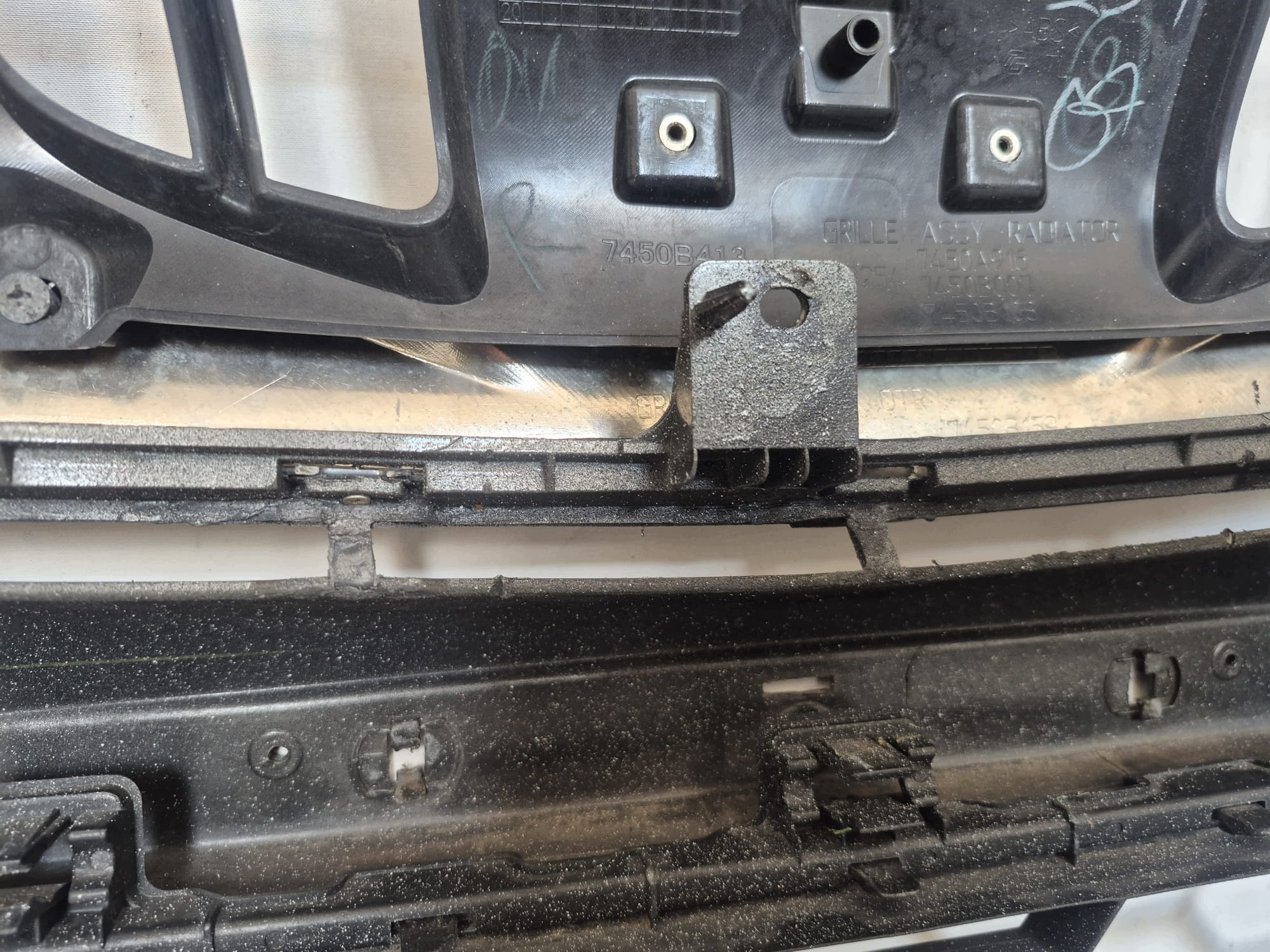 MITSUBISHI L200 V 5 15- bumper front front SPR 6400F763