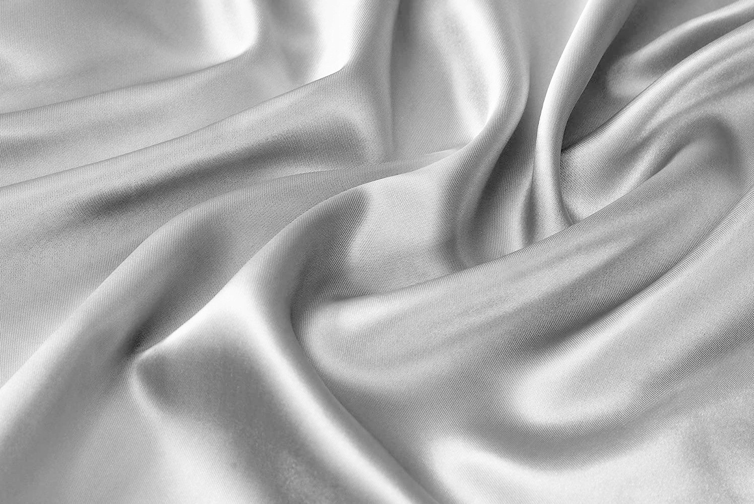 Hodvábna obliečka 160 x 200 na prikrývku/u Posteľná Bielizeň Silver Light Jasné striebro