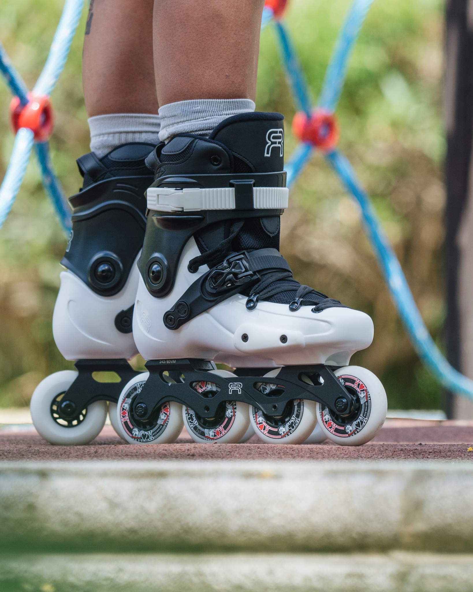 ROLKI FR SKATES FR3 80 WHITE Roz. 40 Model FR3 80