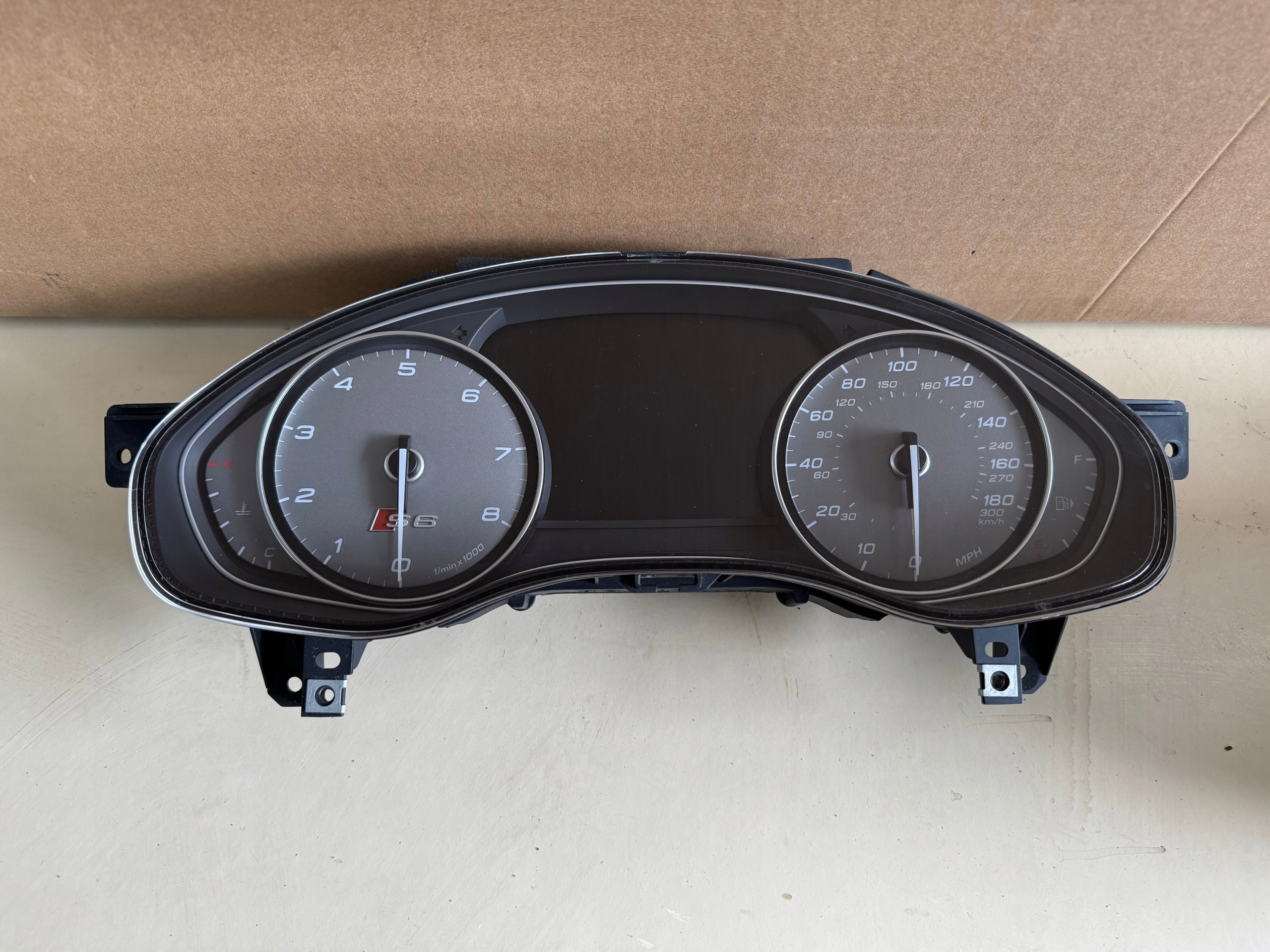 AUDI S6 C7 4G dials clock dials 4.0 TFSI 4G0920981M petrol