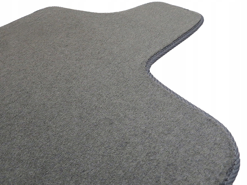 MERCEDES ACTROS MP4 11- PNEUM dywaniki welur STD s Producent Edecor