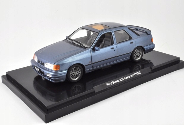Ford Sierra 2.0i Cosworth 1:24 Auto Vintage