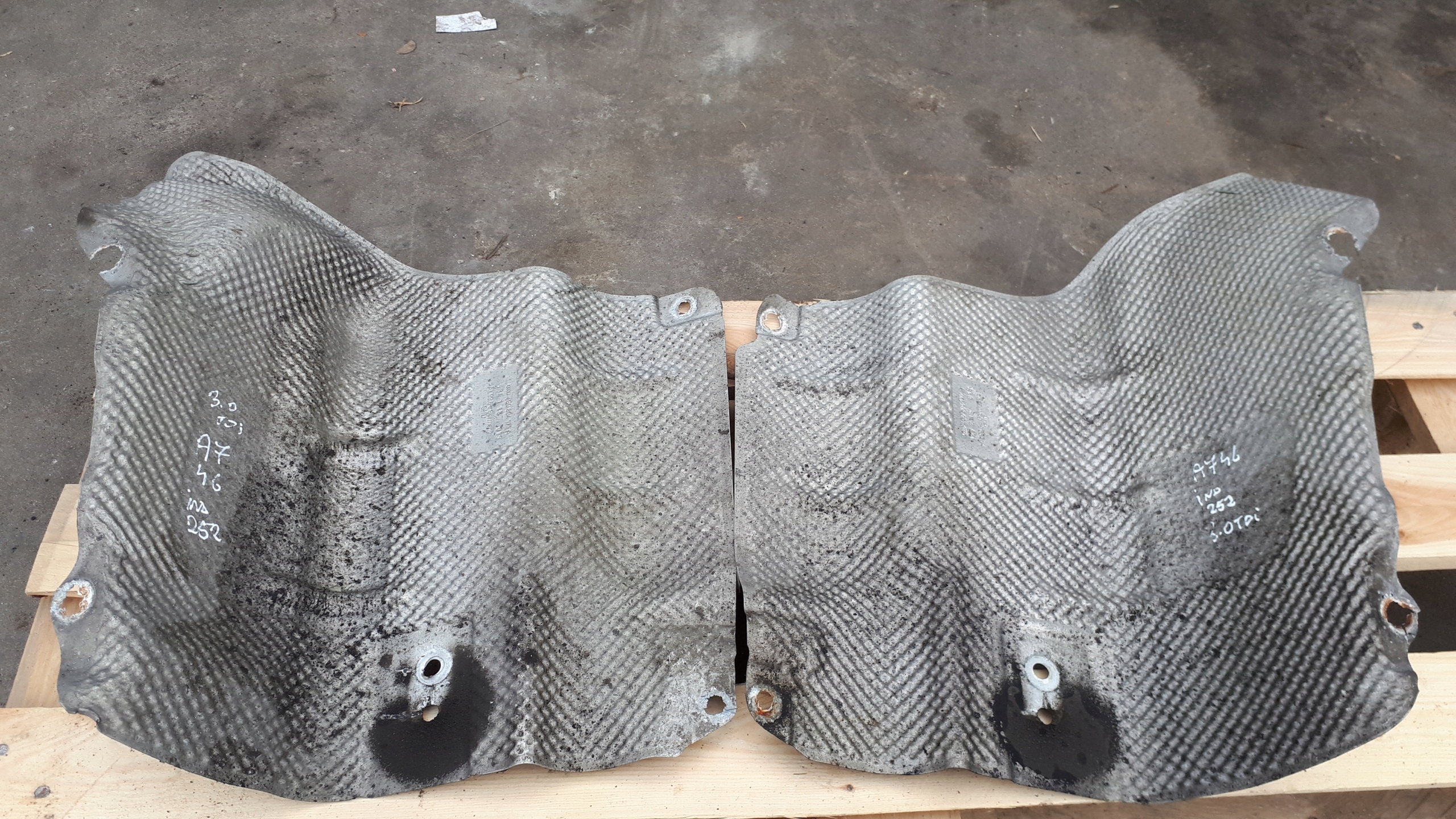 4G0804172A 4G0804171A - A7 4g S7 тепловий екран правий лівий задній A6 C7