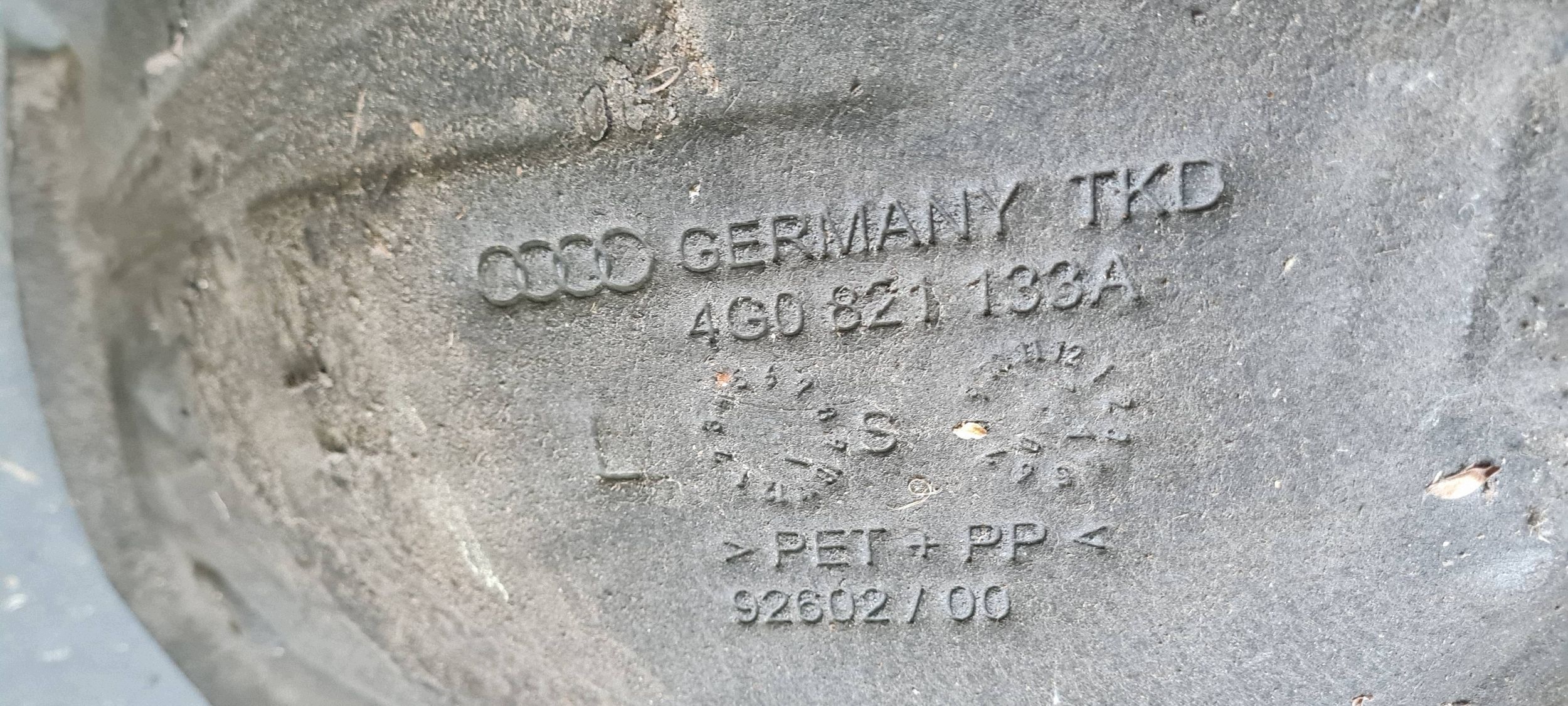 A6 C7 4G mudguard left left front front MATERIAL 4G0821133A
