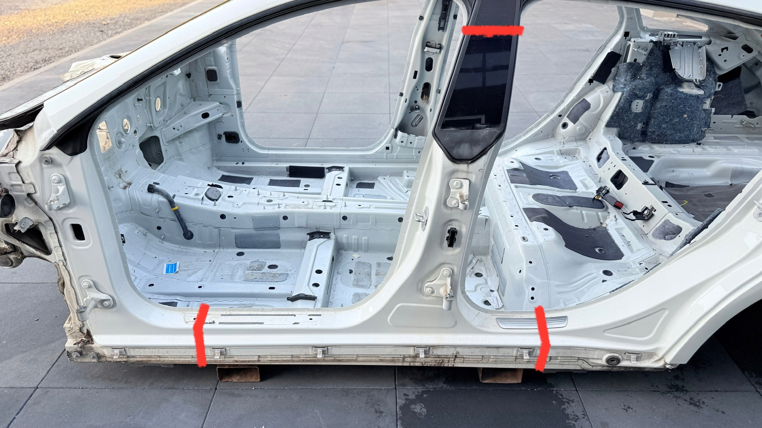 MERCEDES CLA W117 threshold pillar B side 650 left