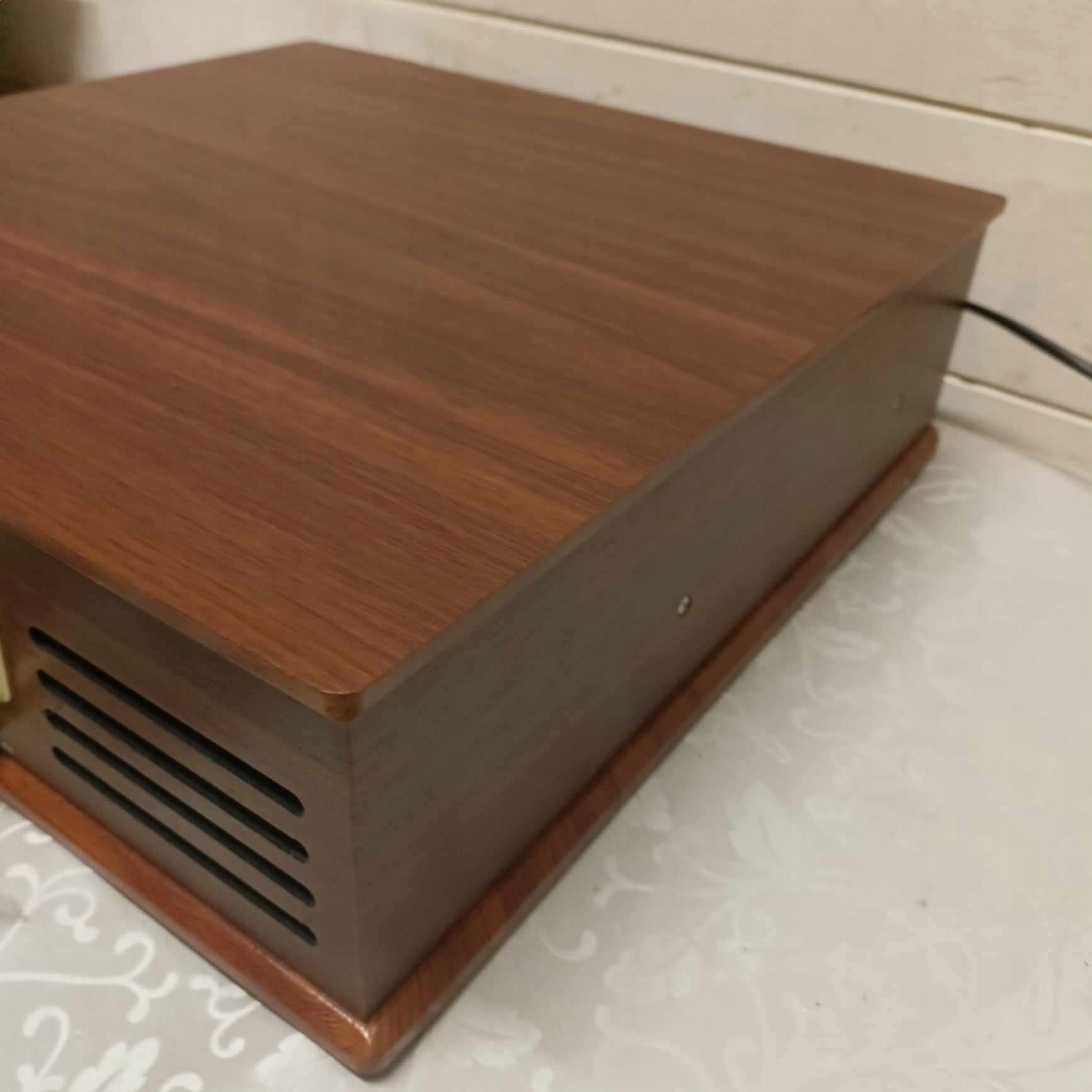 GRAMOFON Auna TT-92W brązowy Model TT-92W