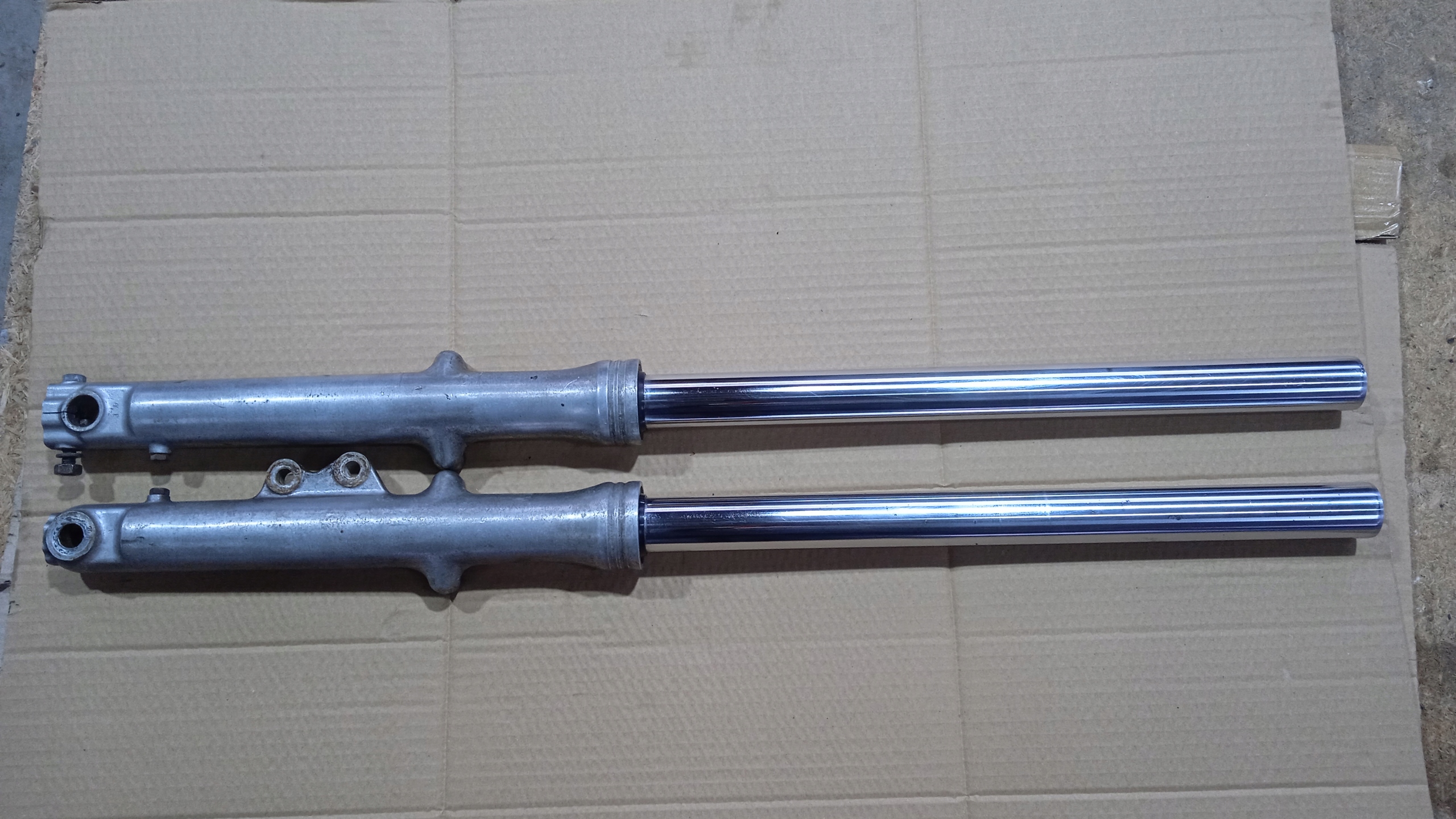 XS400 YAMAHA XS 400 LAGI АМОРТИЗАТОРЫ ПОДВЕСКА