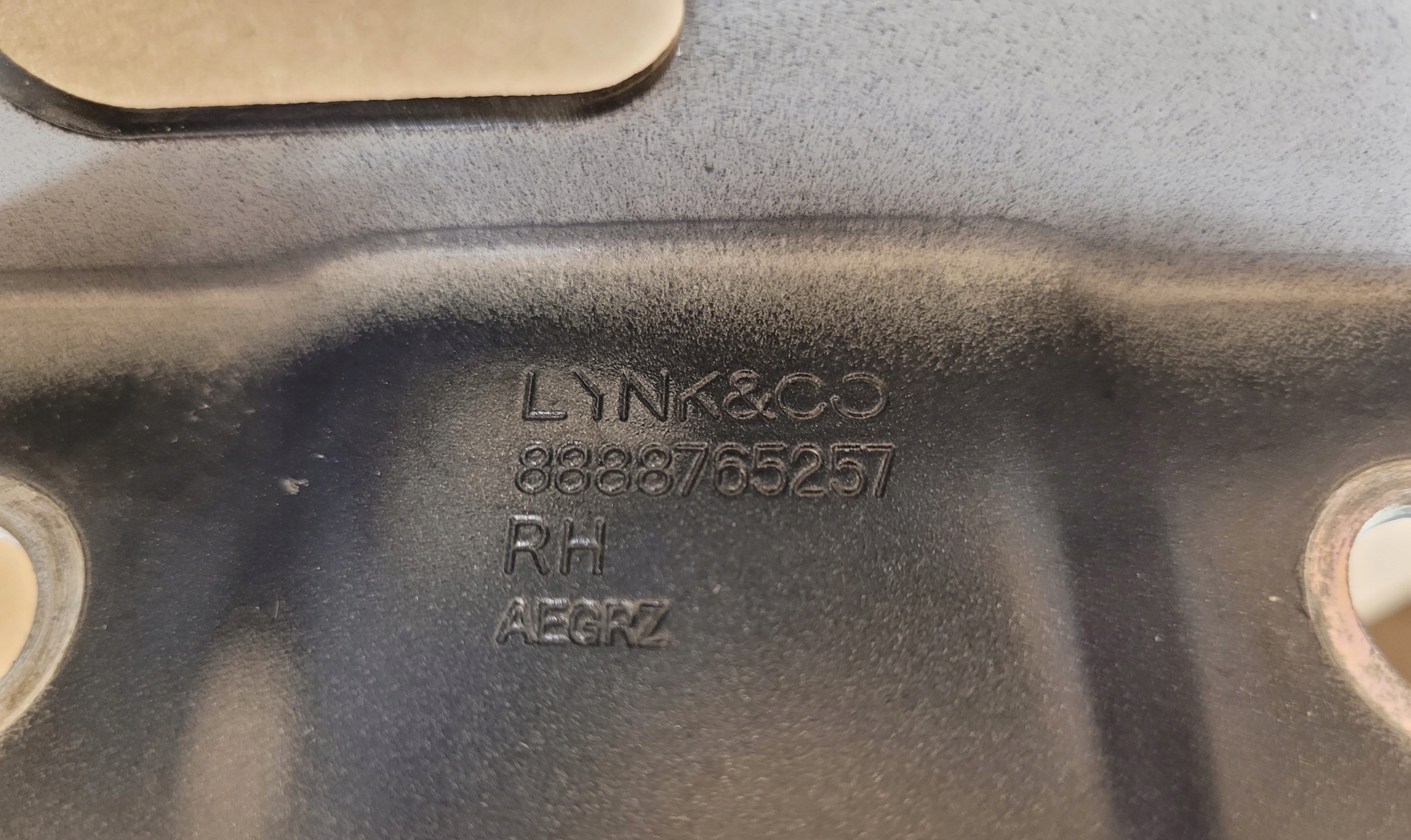 Cerniere cofano POKRYWY Motore LYNK & CO 01 2017- KOMPLET