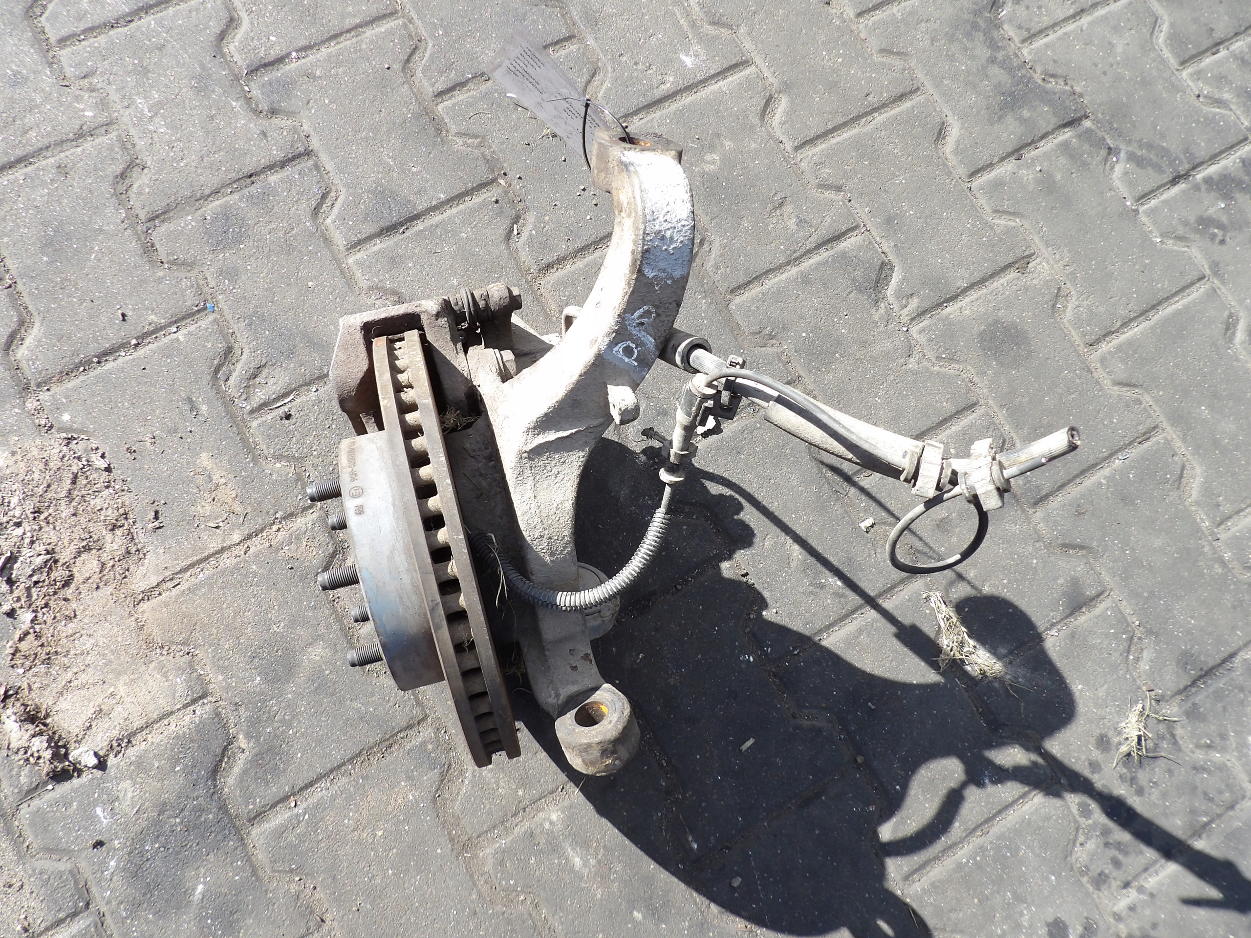 Jeep Cherokke III KJ swing front right