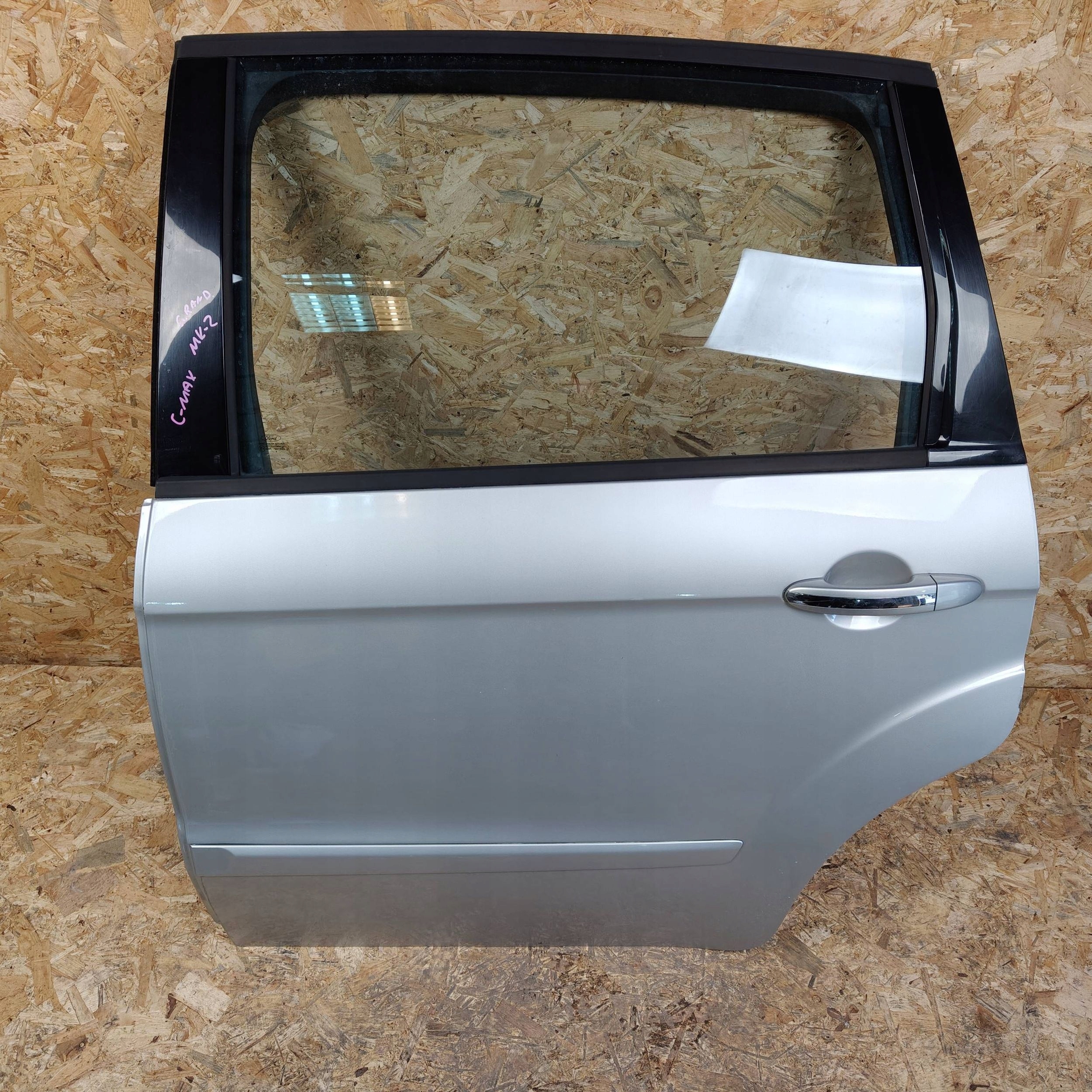 door rear. rear part side left Ford S-MAX