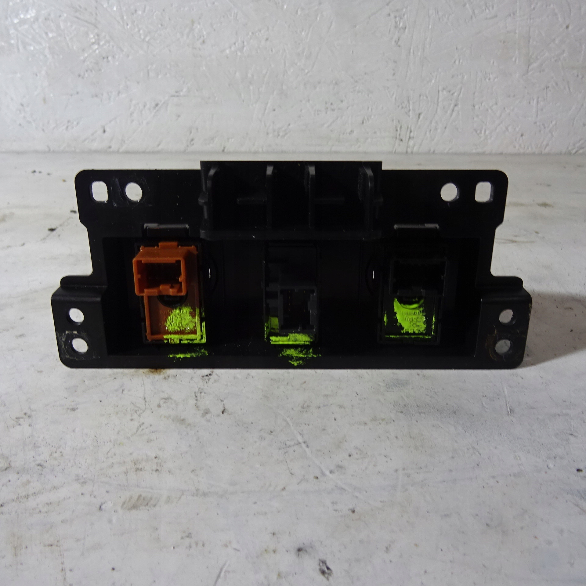 INFINITI FX30 II switch springing seats