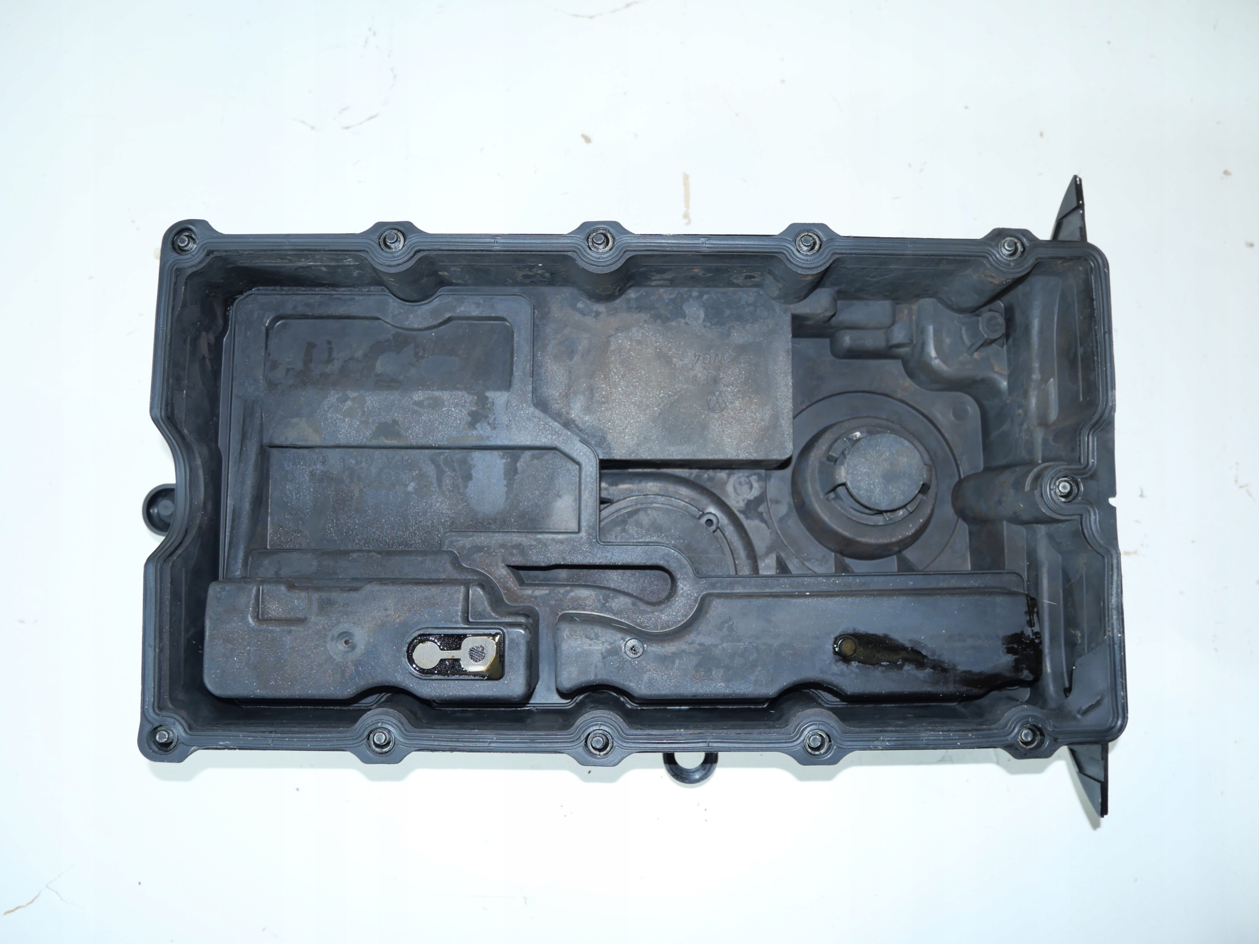 AUDI VW Abdeckung der Ventile 03G103469L