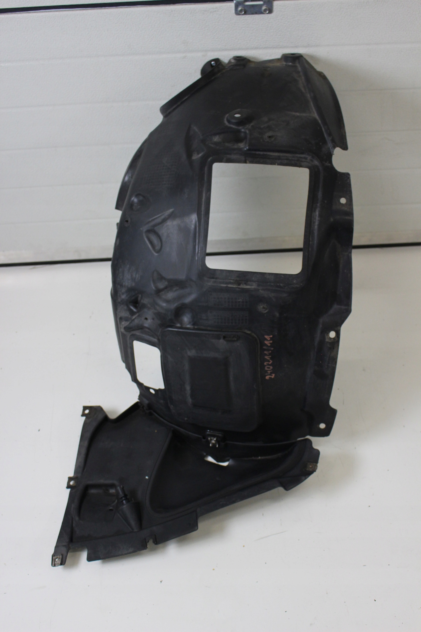 NADKOLE LEWY PRZÓD BMW F30 F31 7260725