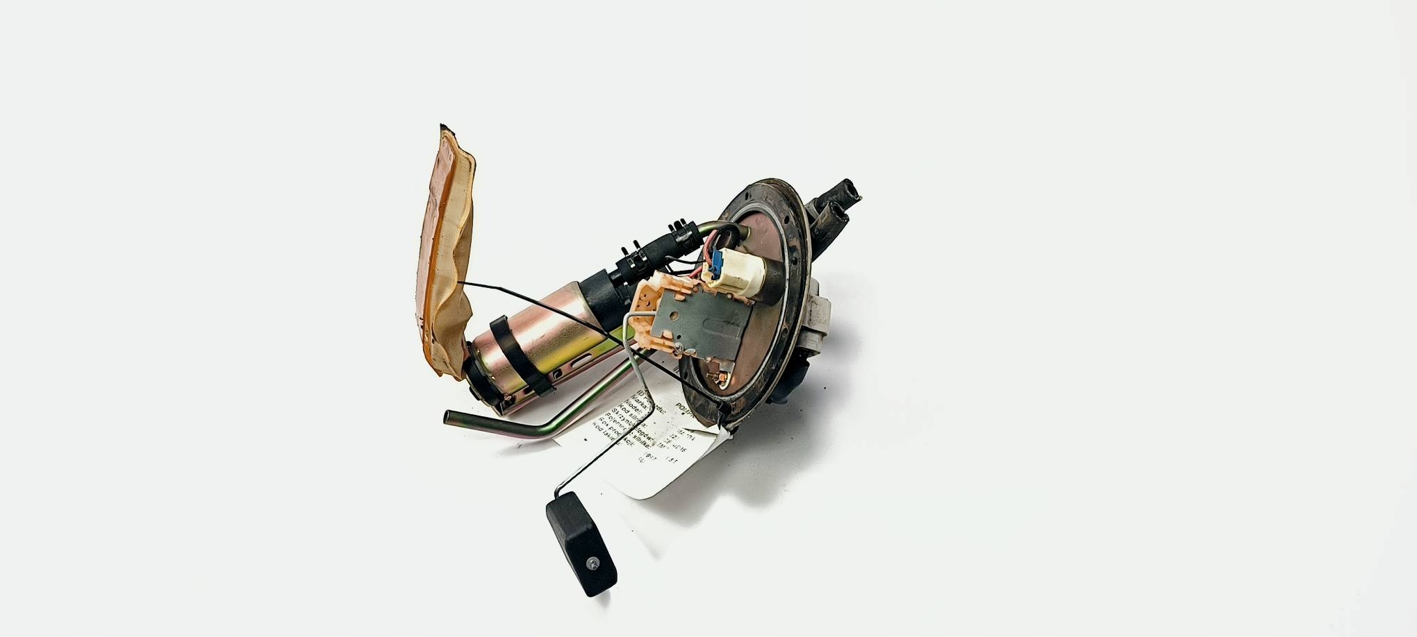 pump fuel B6DAZ501 1.5 MAZDA 323