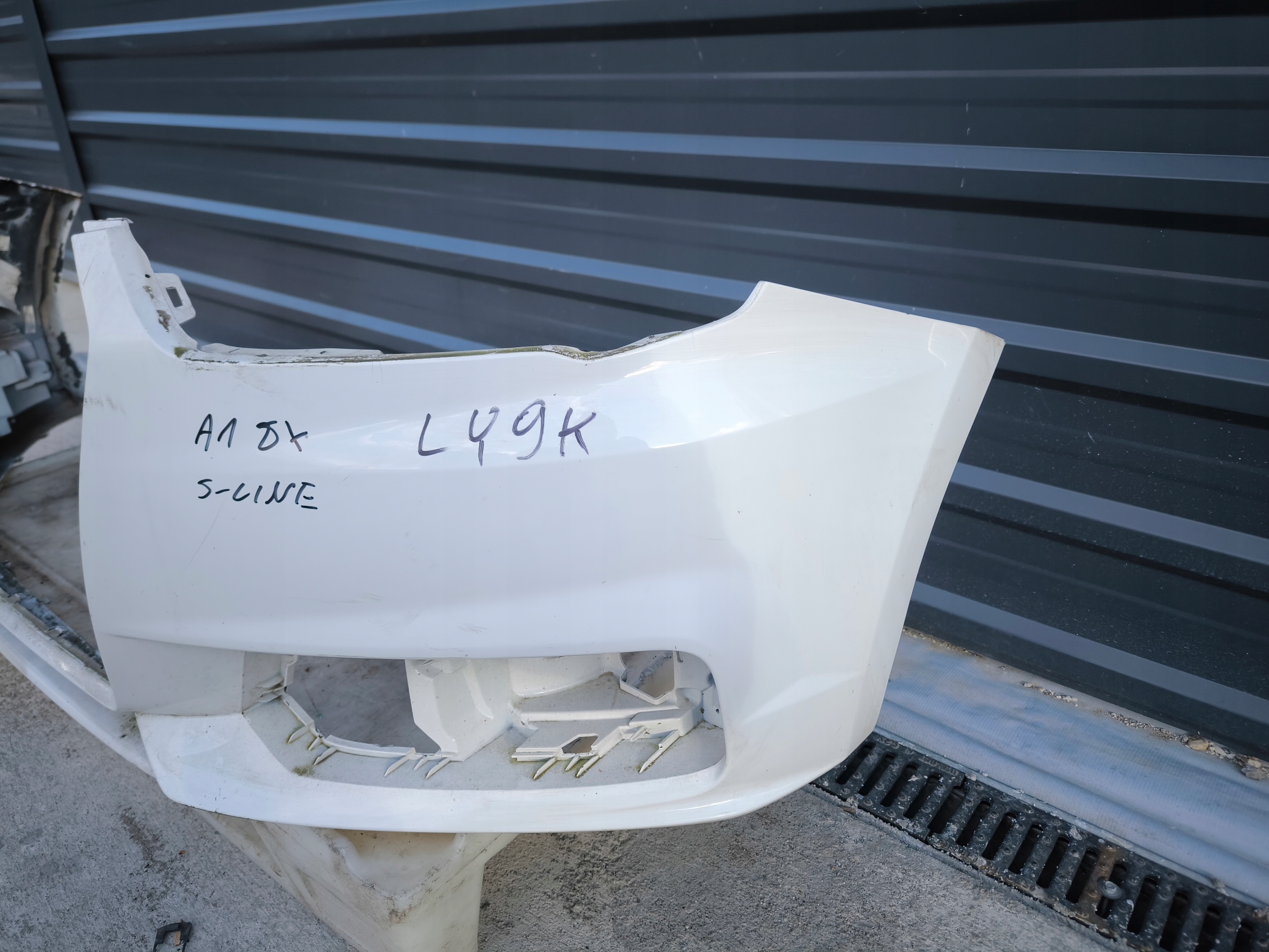 bumper front AUDI A1 8X 8XA LIFT S LINE LY9K 2015-2018