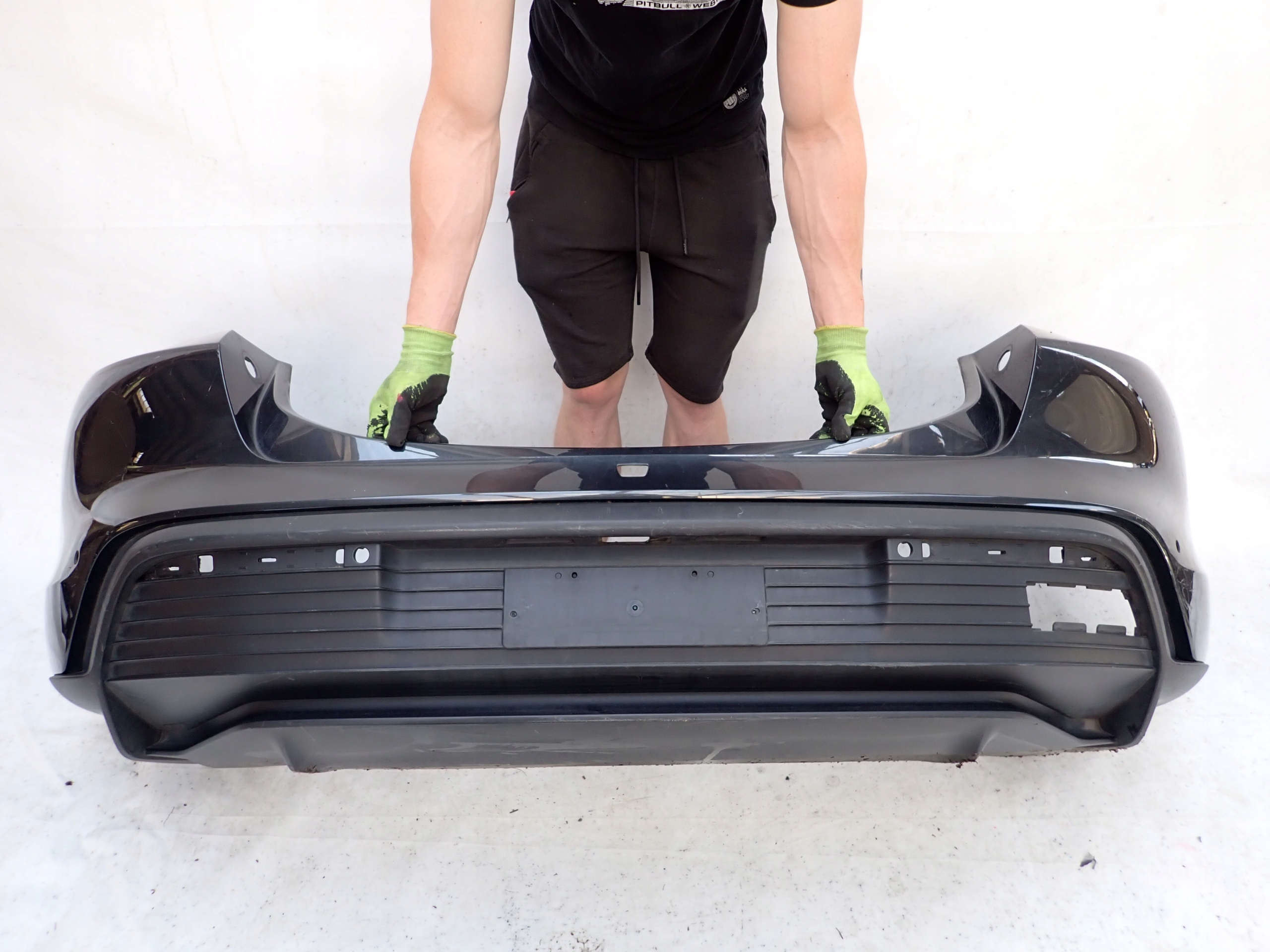 PORSCHE TAYCAN 19-> bumper rear part rear PDC