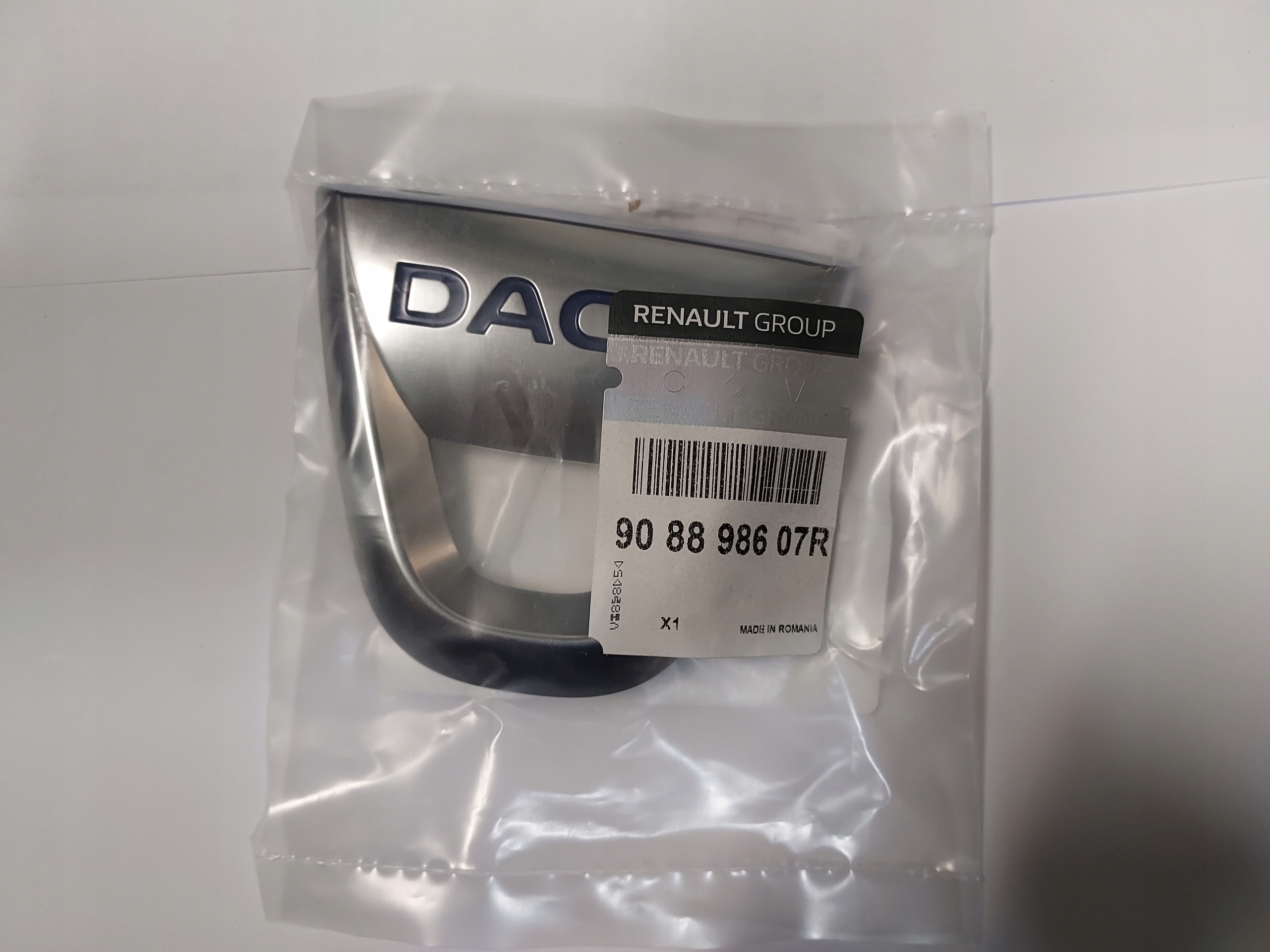 Emblém logom Dacia 908898607R