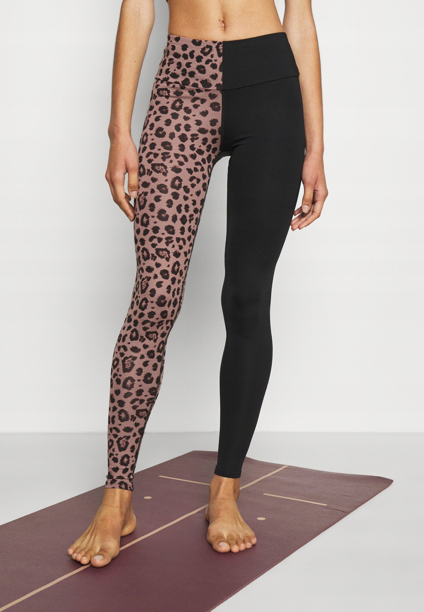 Sportovní legíny twisted Hey Honey M