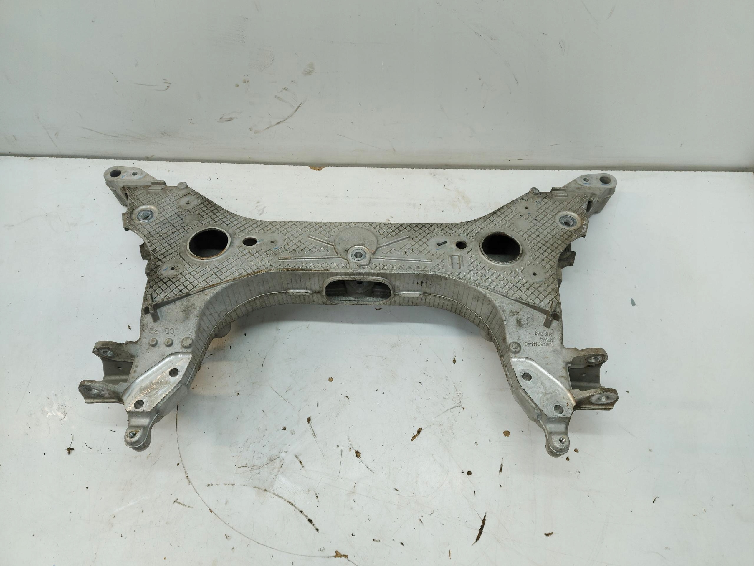 Ford MACH-E axle beam axle beam springing front LJ9C-5C145-AC