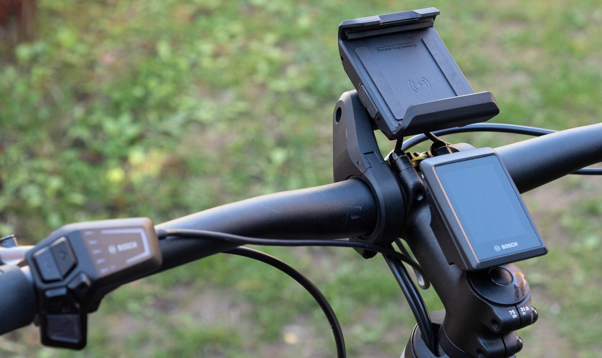 Uchwyt do smartfona Bosch SmartphoneGrip (System Smart BSP3200) Kod producenta EB1310000C