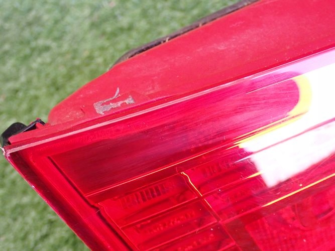 VW PASSAT B7 light left rear rear part to the bonnet
