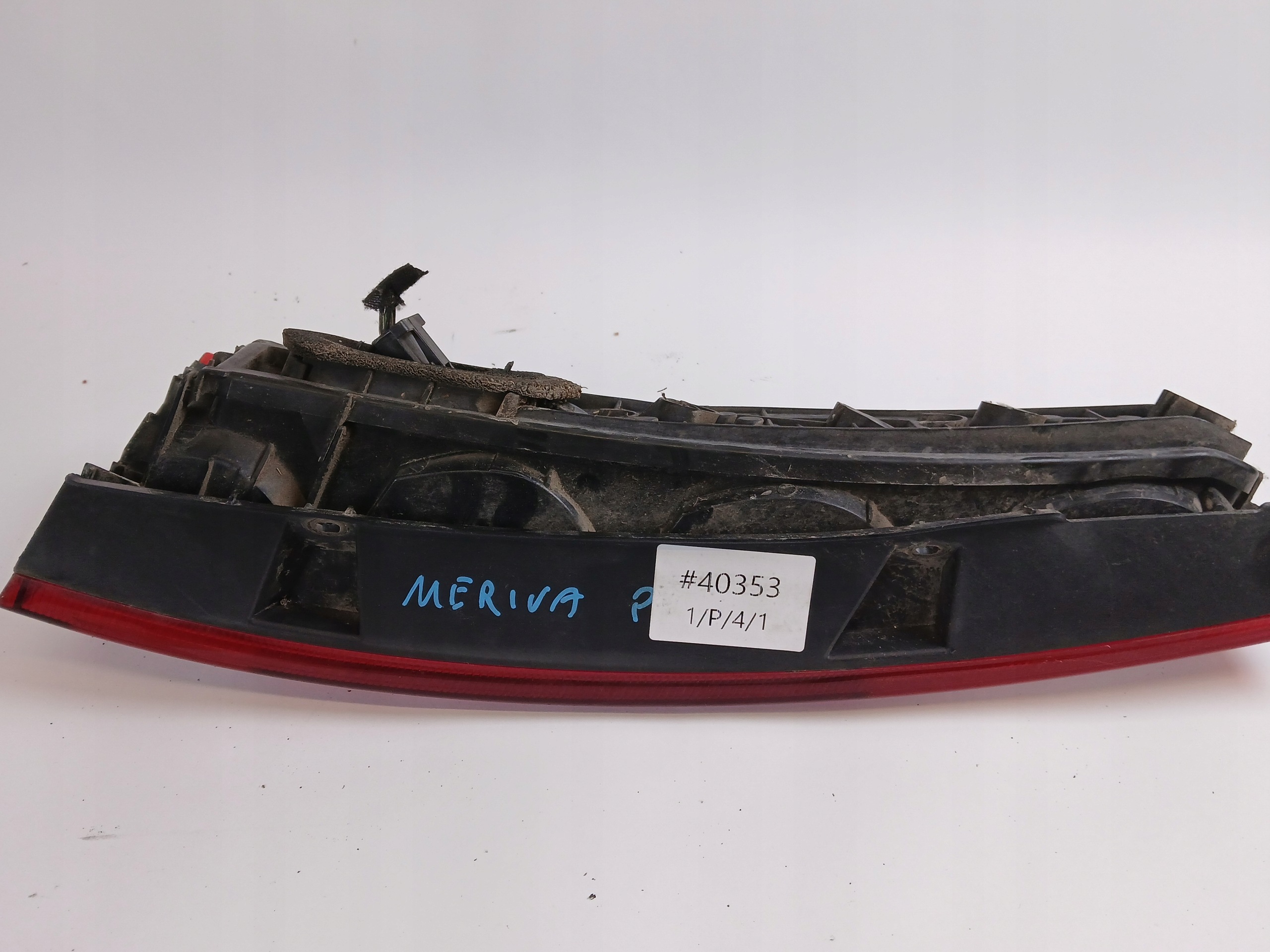 OPEL MERIVA A light right rear part