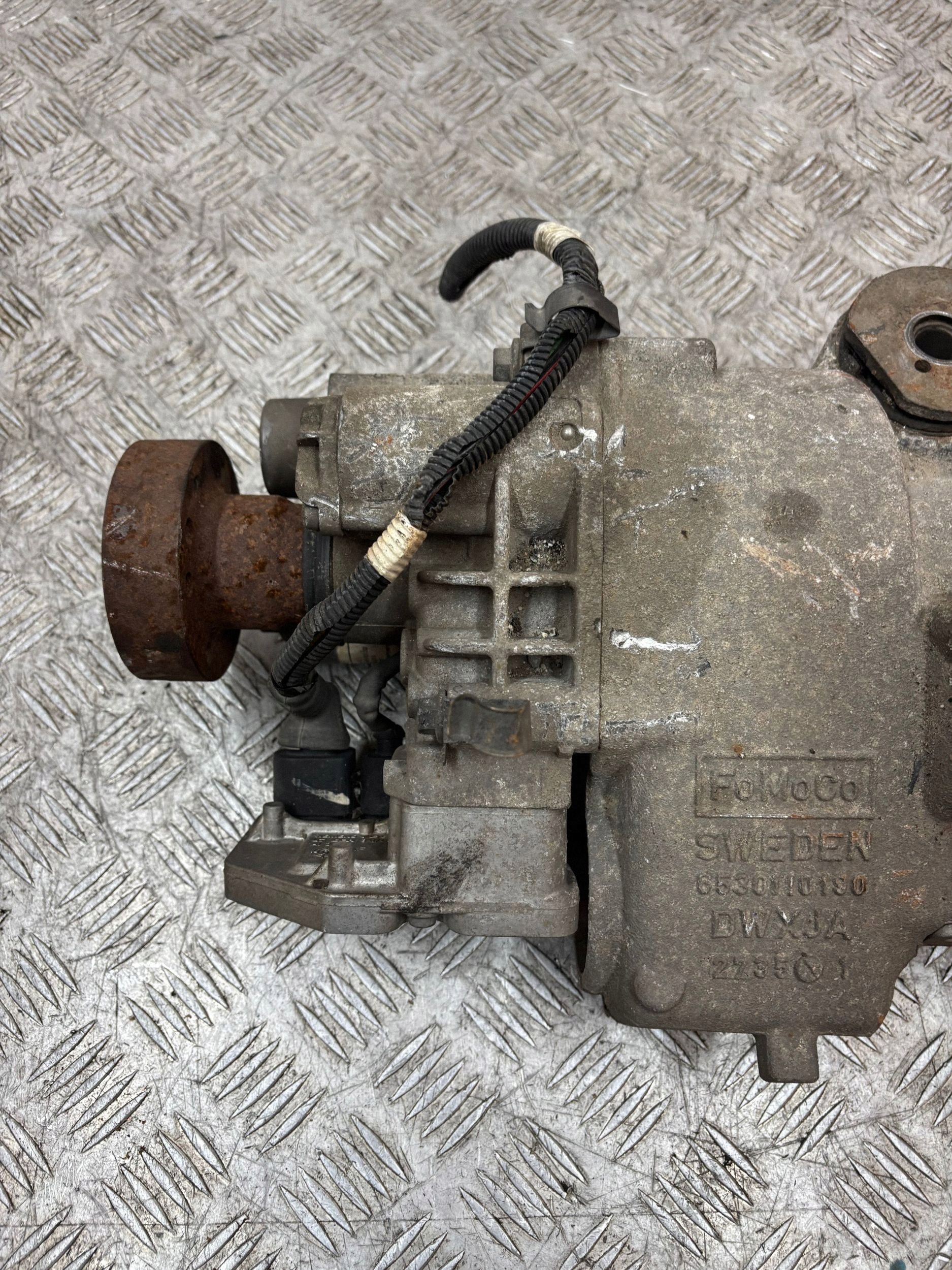 differential rear diff FORD KUGA MK1 2.0 TDCI 9V4N4N053AD