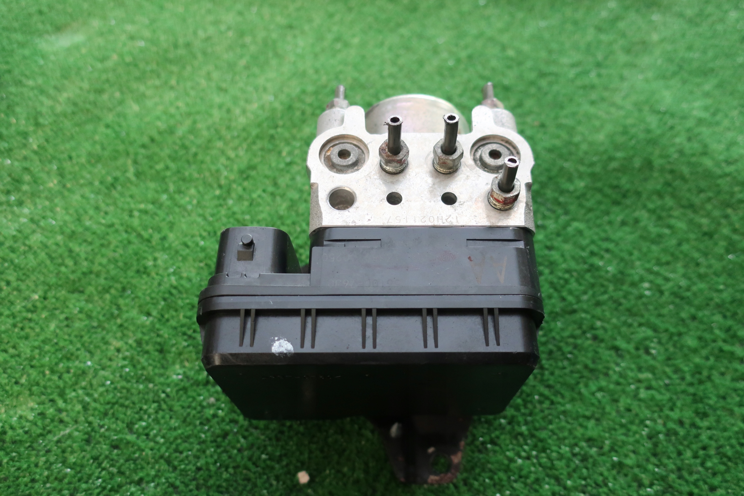 control unit pump ABS SUZUKI JIMNY 5610076J0 2005r > 2014r lift