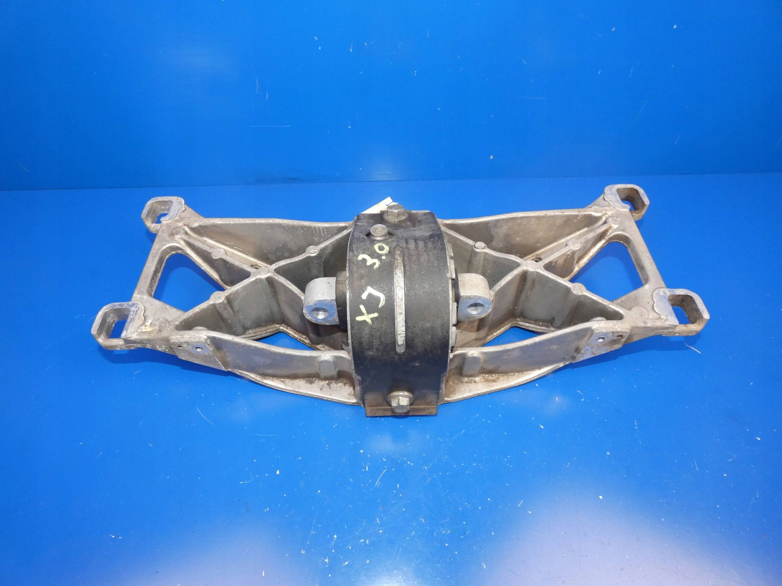 JAGUAR XJ X351 3.0 D 306DT supporto Supporto cambio ingranaggi