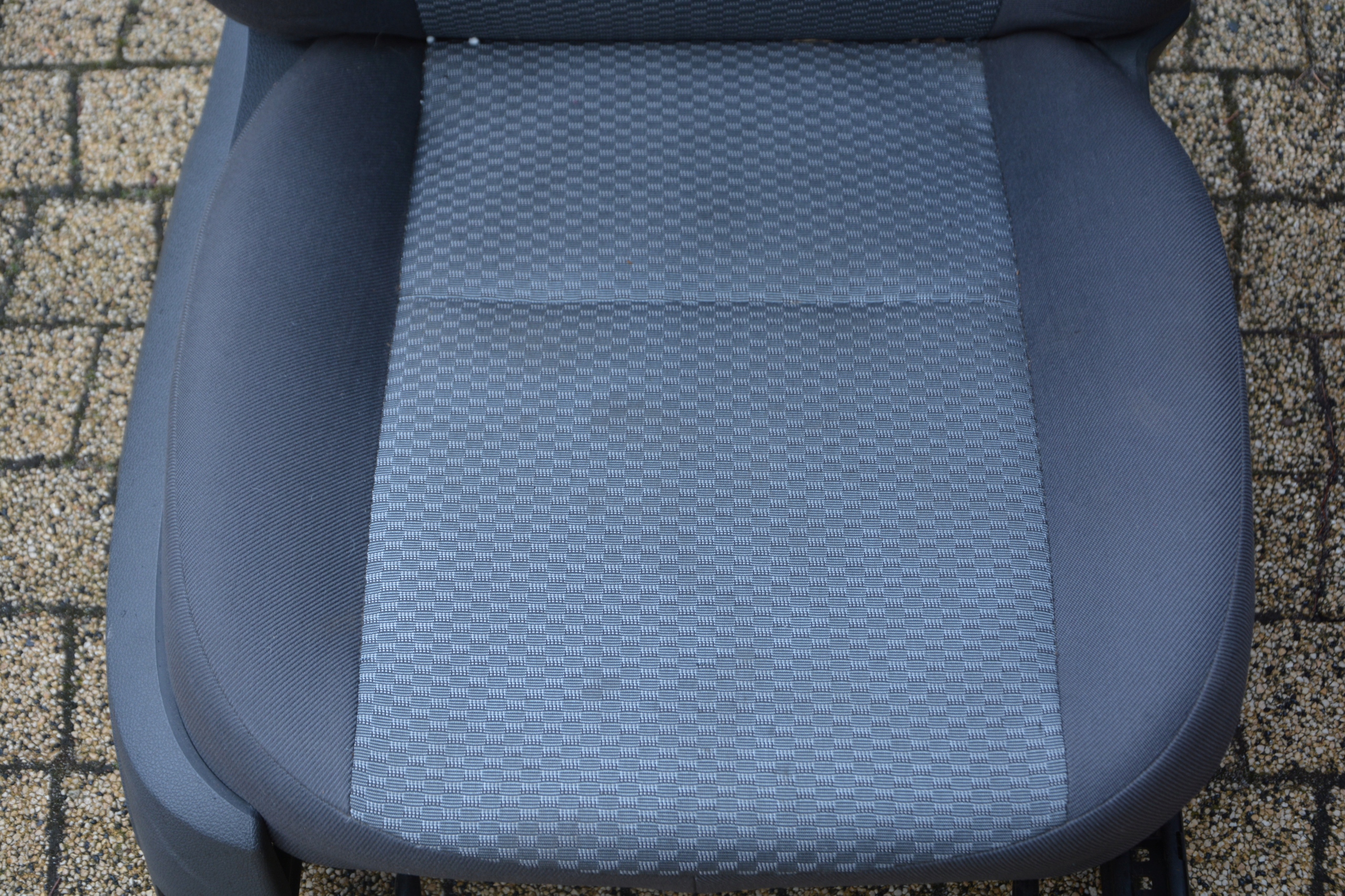 кресла диван FORD Focus MK2 5D