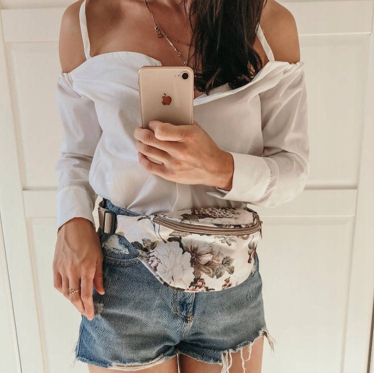 SASZETKA NERKA KWIATY GARDEN BEŻ BAGGAGE PRODUCENT Marka Baggage