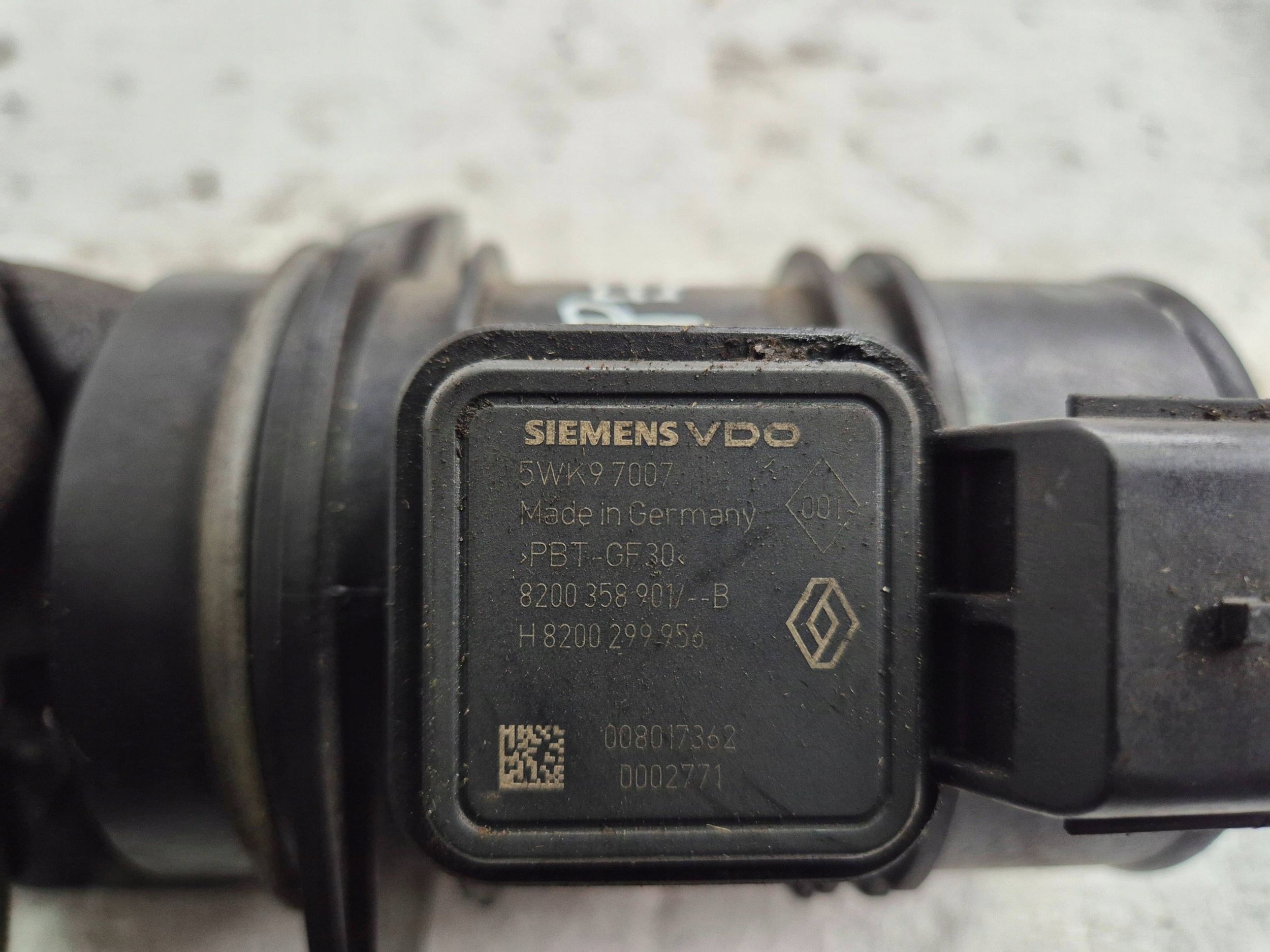 flow meter 5WK97007 / H8200299956 Renault Modus Clio III 1.5 DCI
