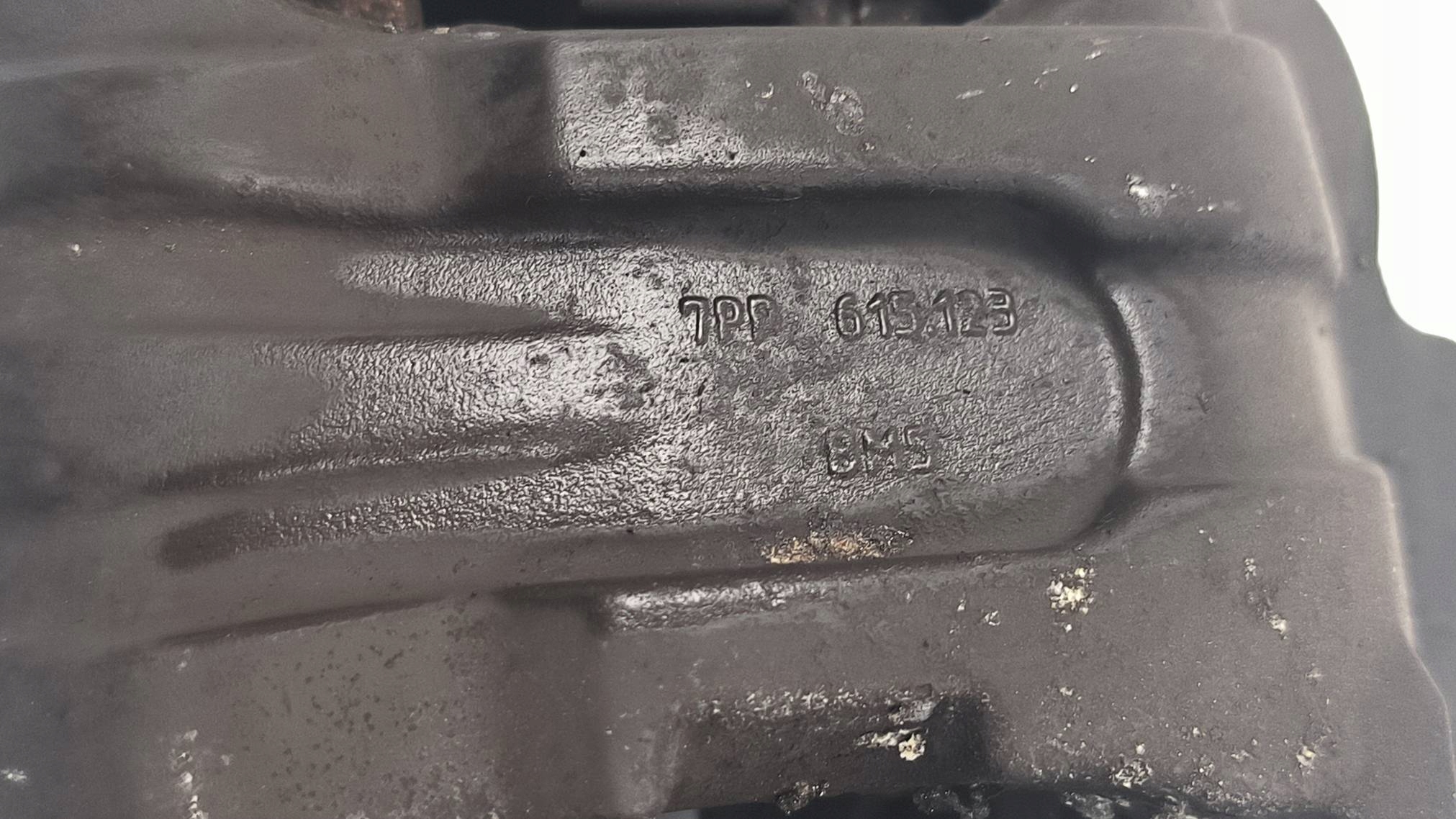 caliper brake front left 7PP615123 3.0 D PORSCHE CAYENNE II 7P5 92A