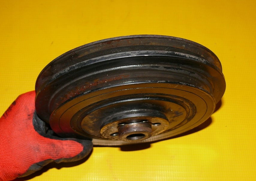crank pulley VW TRANSPORTER IV T4 2.4 D 78KM AAB