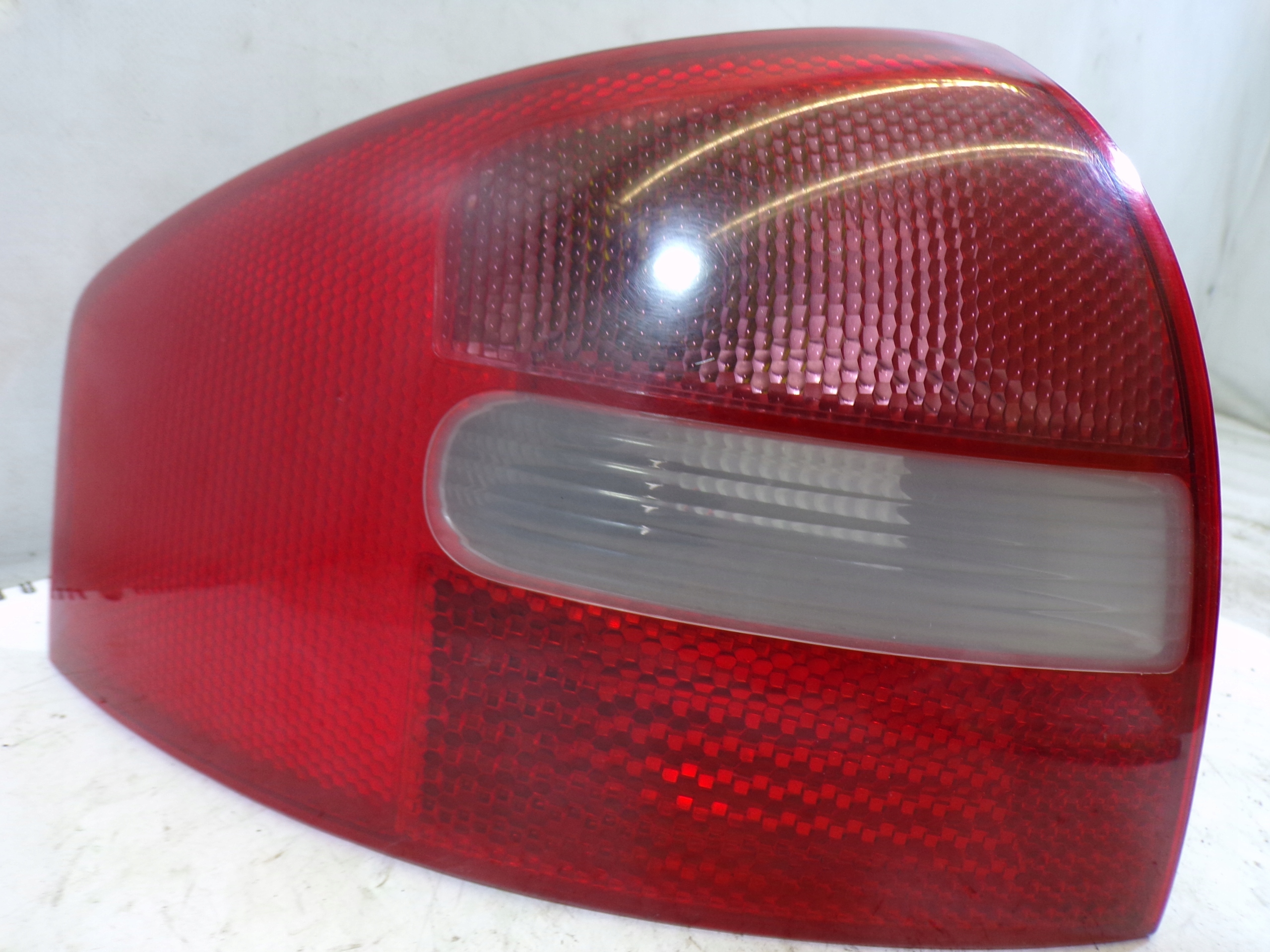 light rear rear part left AUDI A6 C5 LIFT sedan (1)