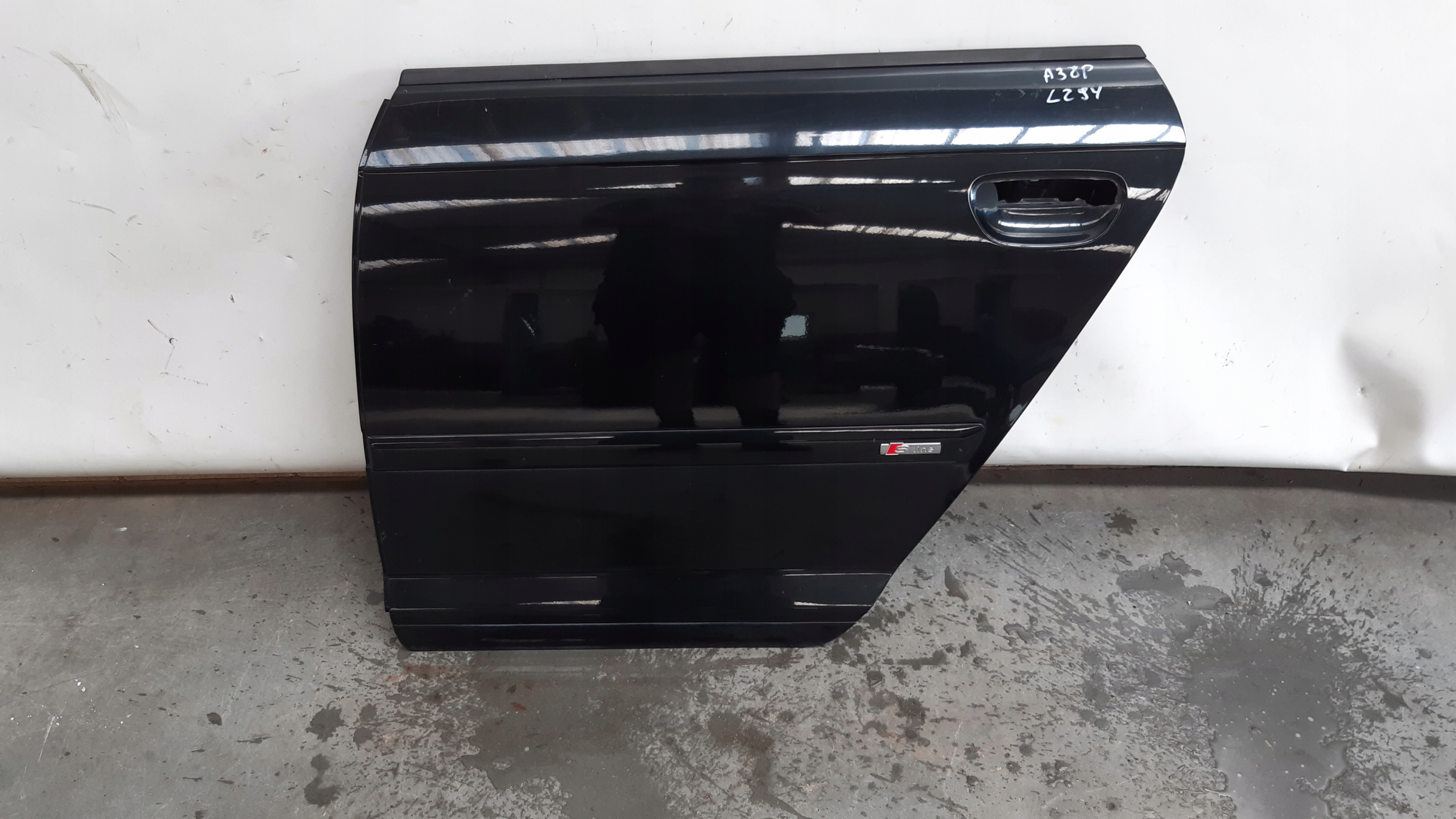 Tür links heck LZ9Y 5d Audi A3 8P LIFT
