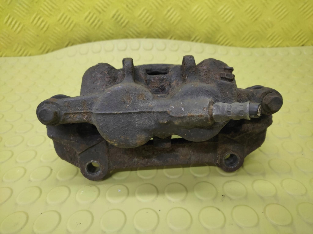 OPEL VIVARO and 2.5 caliper brake right front