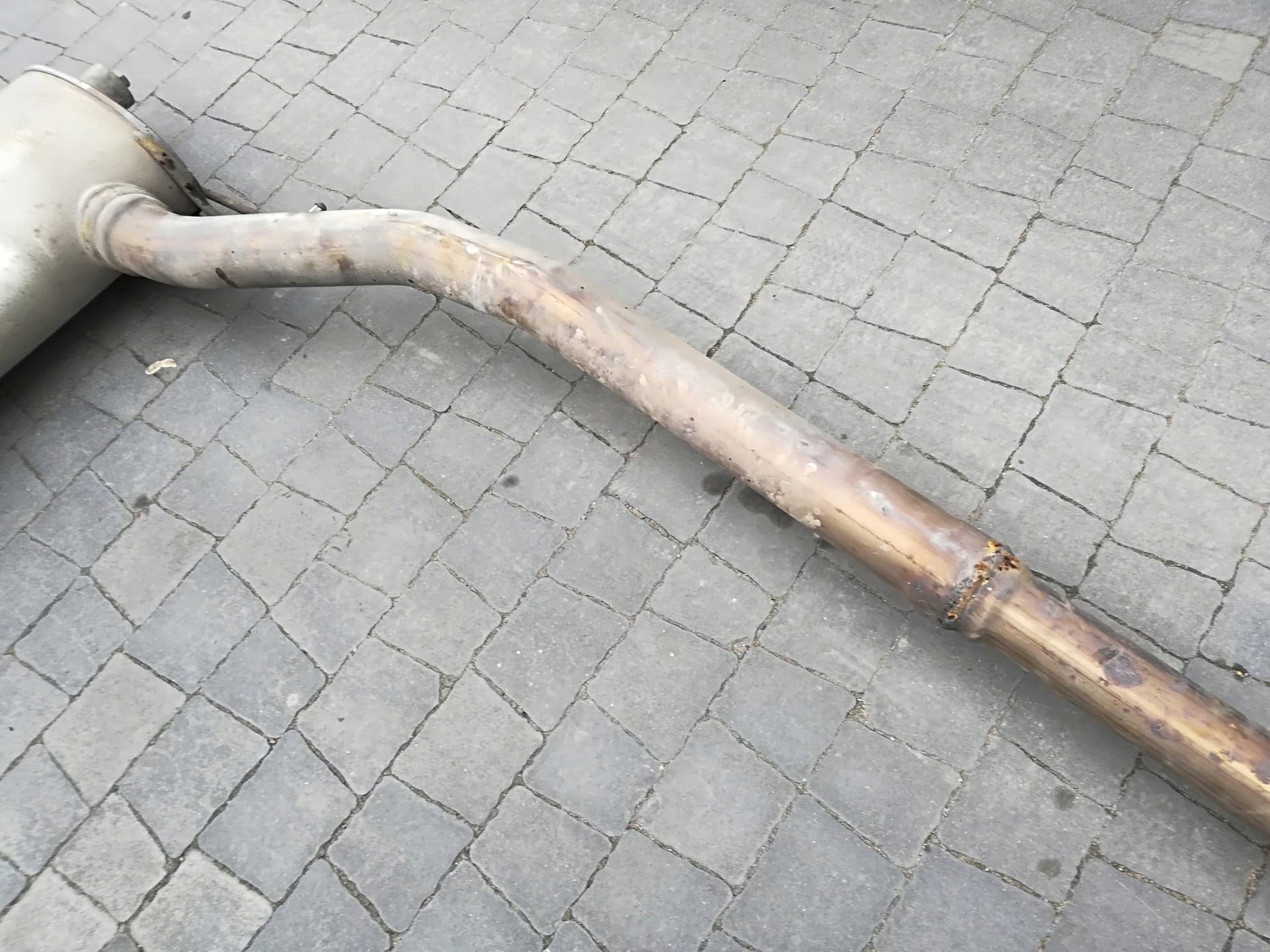 Da804b1f40f78154510d1e7ad058