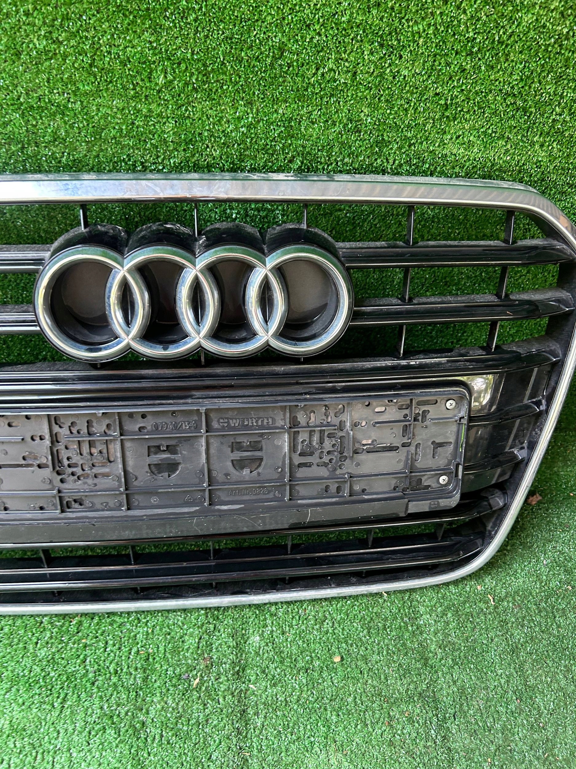 Audi A6 C7 11- Grille Avant Avant