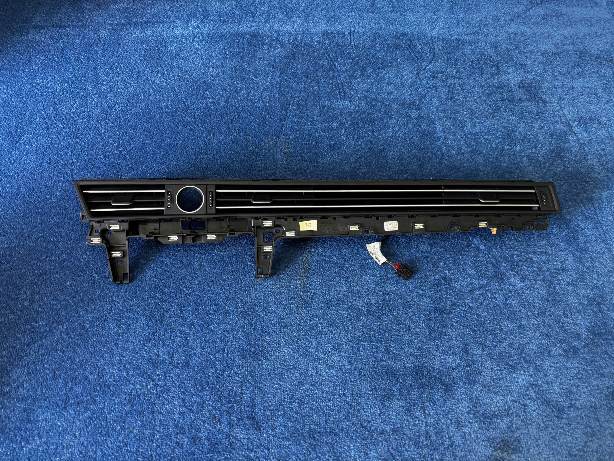 VW PASSAT B8 grid air conditioning devices central CENTRALNA PANEL 3G1858416F