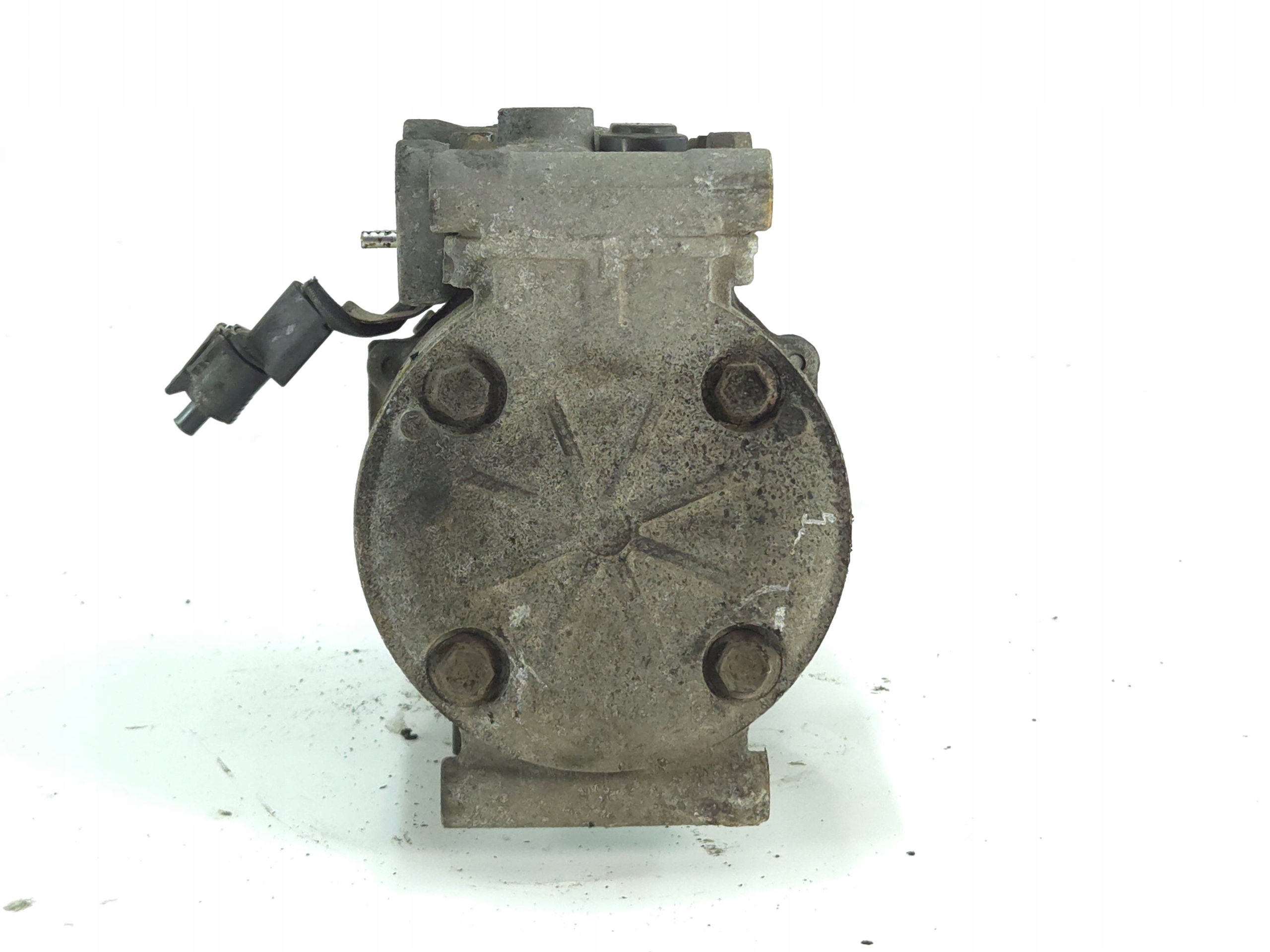 MITSUBISHI COLT V 1.3 compressor compressor; of the air conditioning AKC201A203A