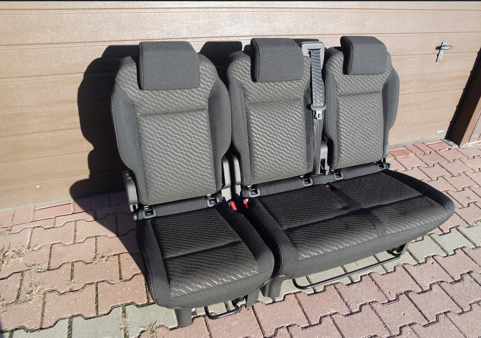 диван TOYOTA PROACE