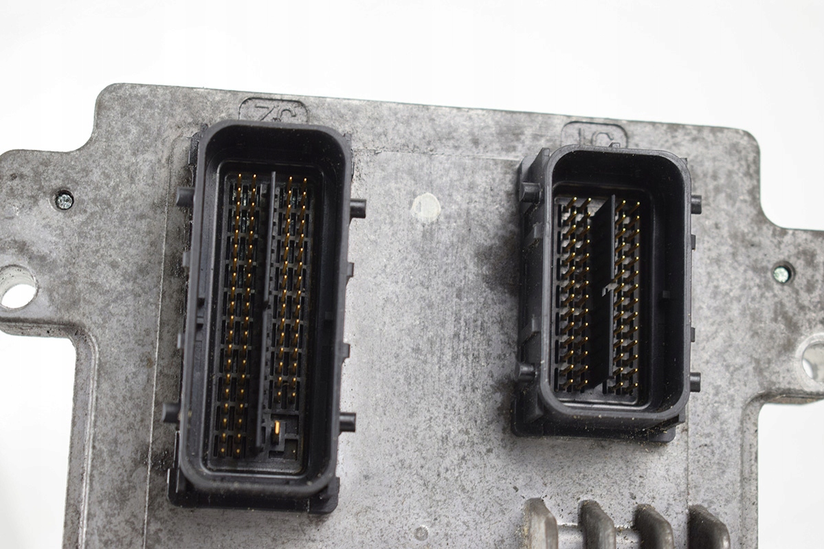 computer control unit of the engine OPEL 12654172 ABJT