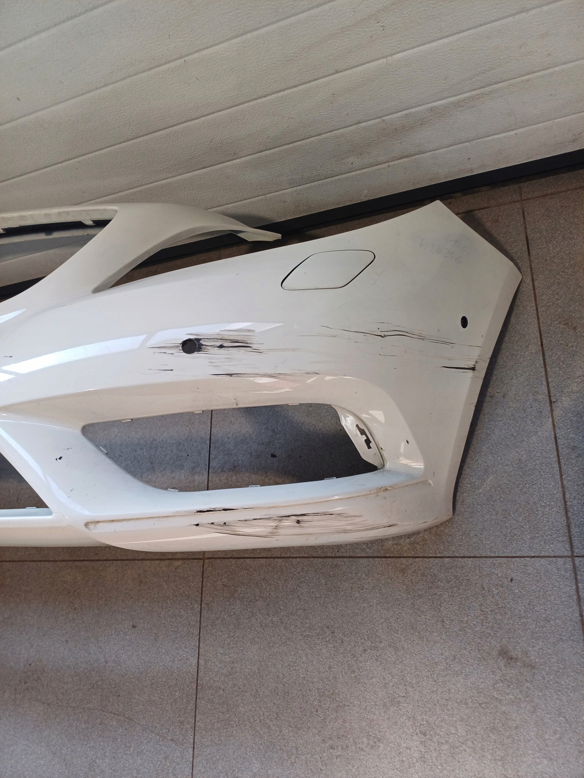 bumper front front MERCEDES B- class W 246 11R- 6 X PDC A2468850525