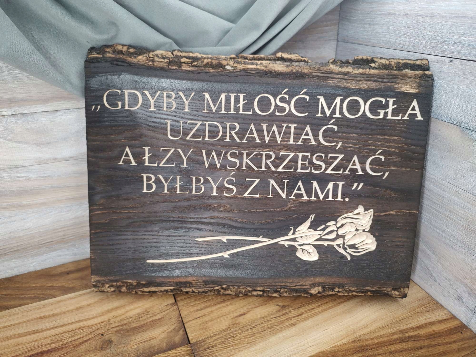 Deska Pamětní deska informační na hrob opálený náhrobek suvenýr